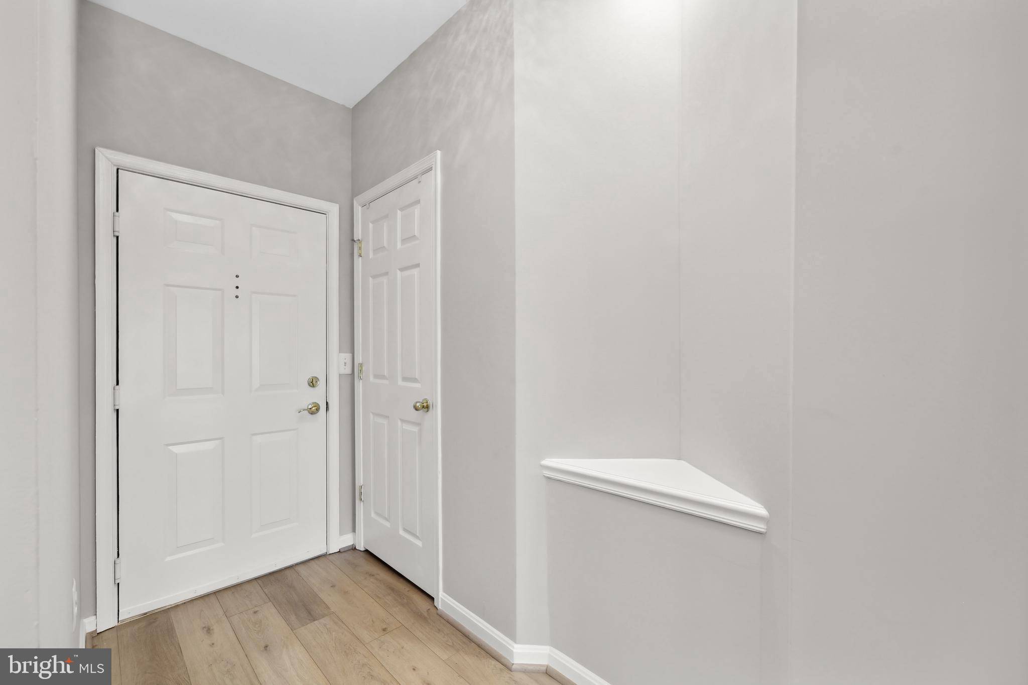 Fairfax, VA 22031,2911 DEER HOLLOW WAY #423