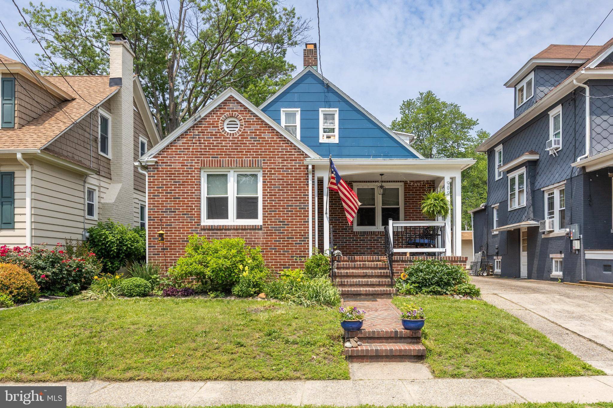 Collingswood, NJ 08108,909 STOKES AVE