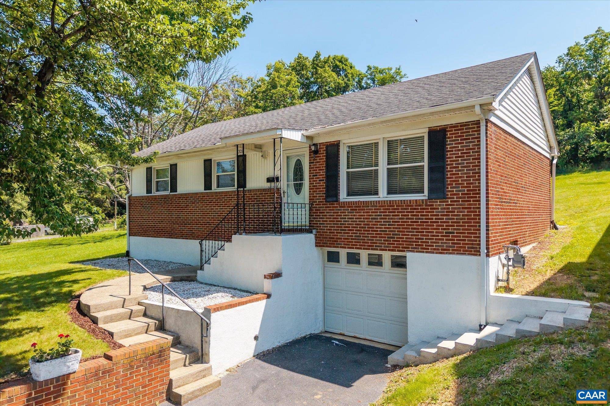 Waynesboro, VA 22980,1321 E MAIN ST