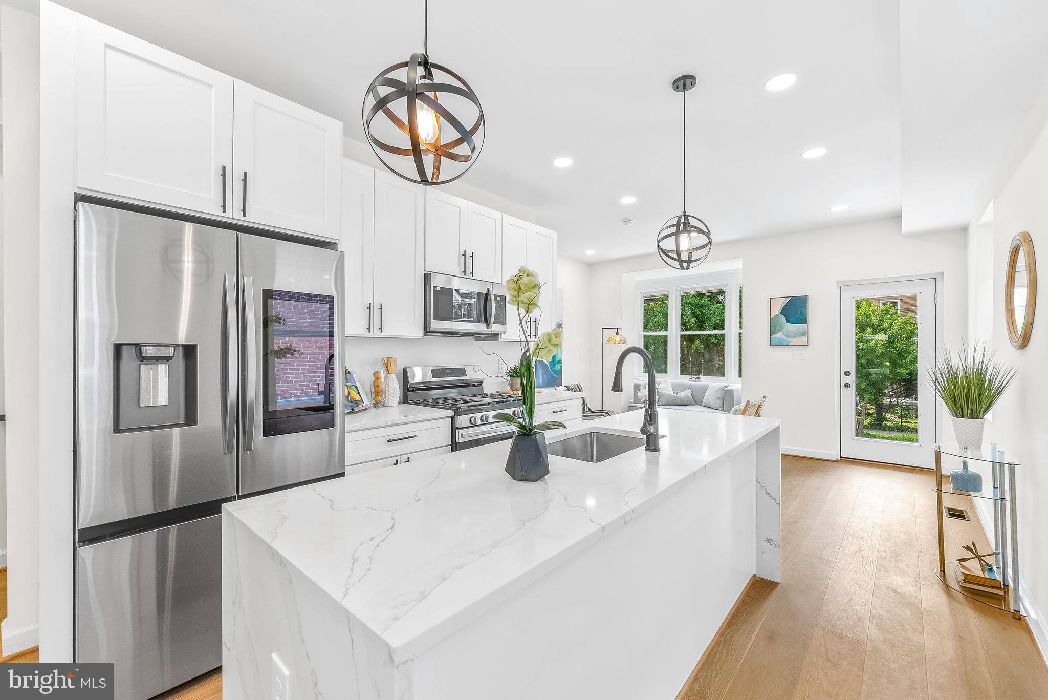 Washington, DC 20012,713 TEWKESBURY PL NW