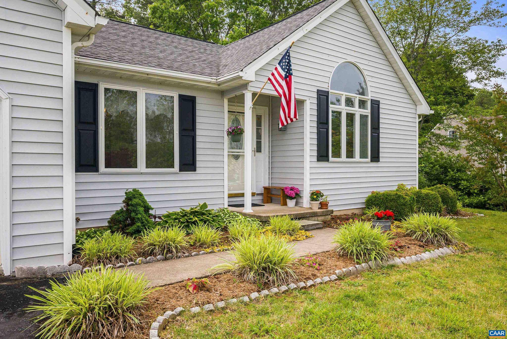 Stuarts Draft, VA 24477,12 SPRINGER RD