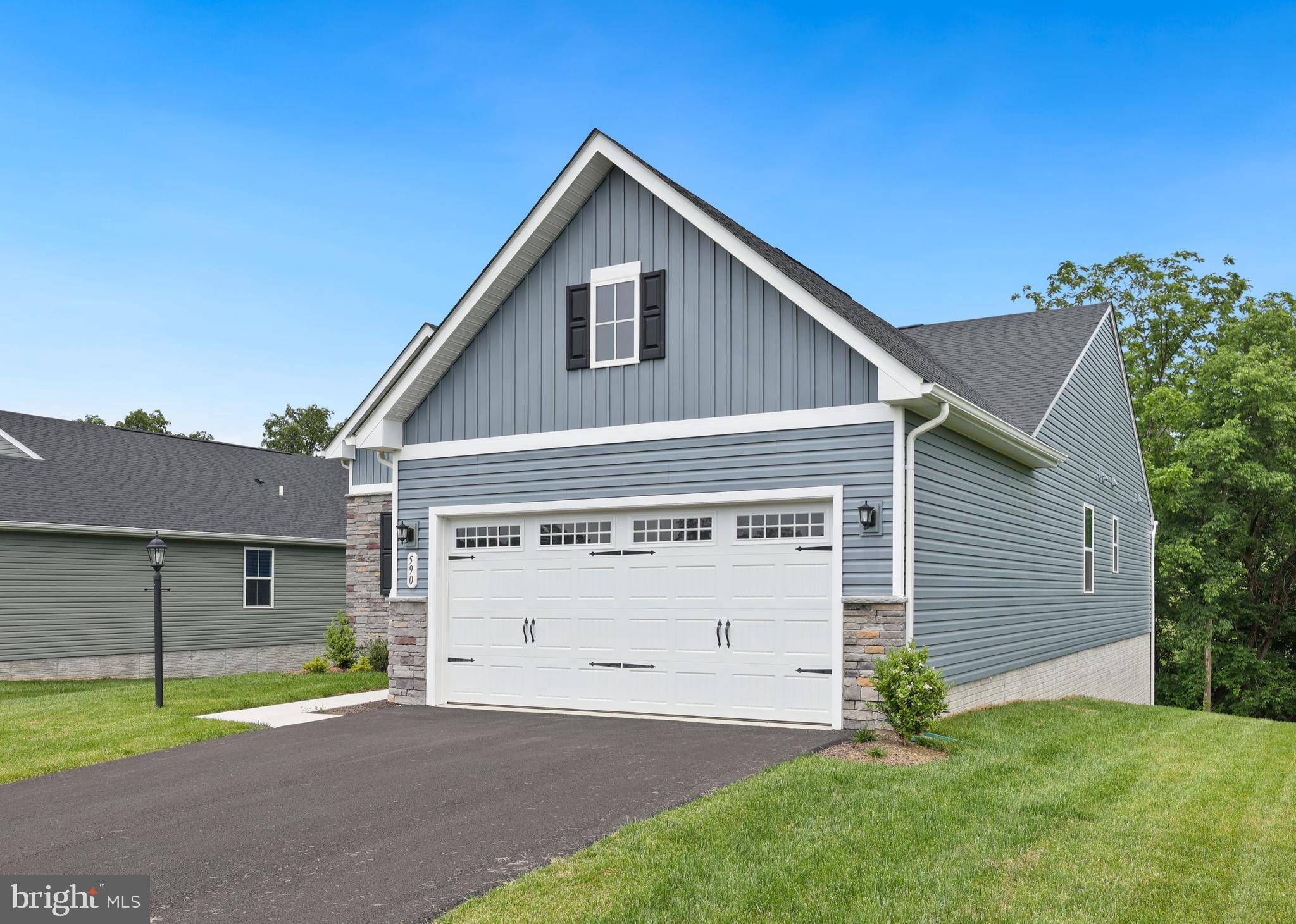 Martinsburg, WV 25405,590 MAKERS WAY