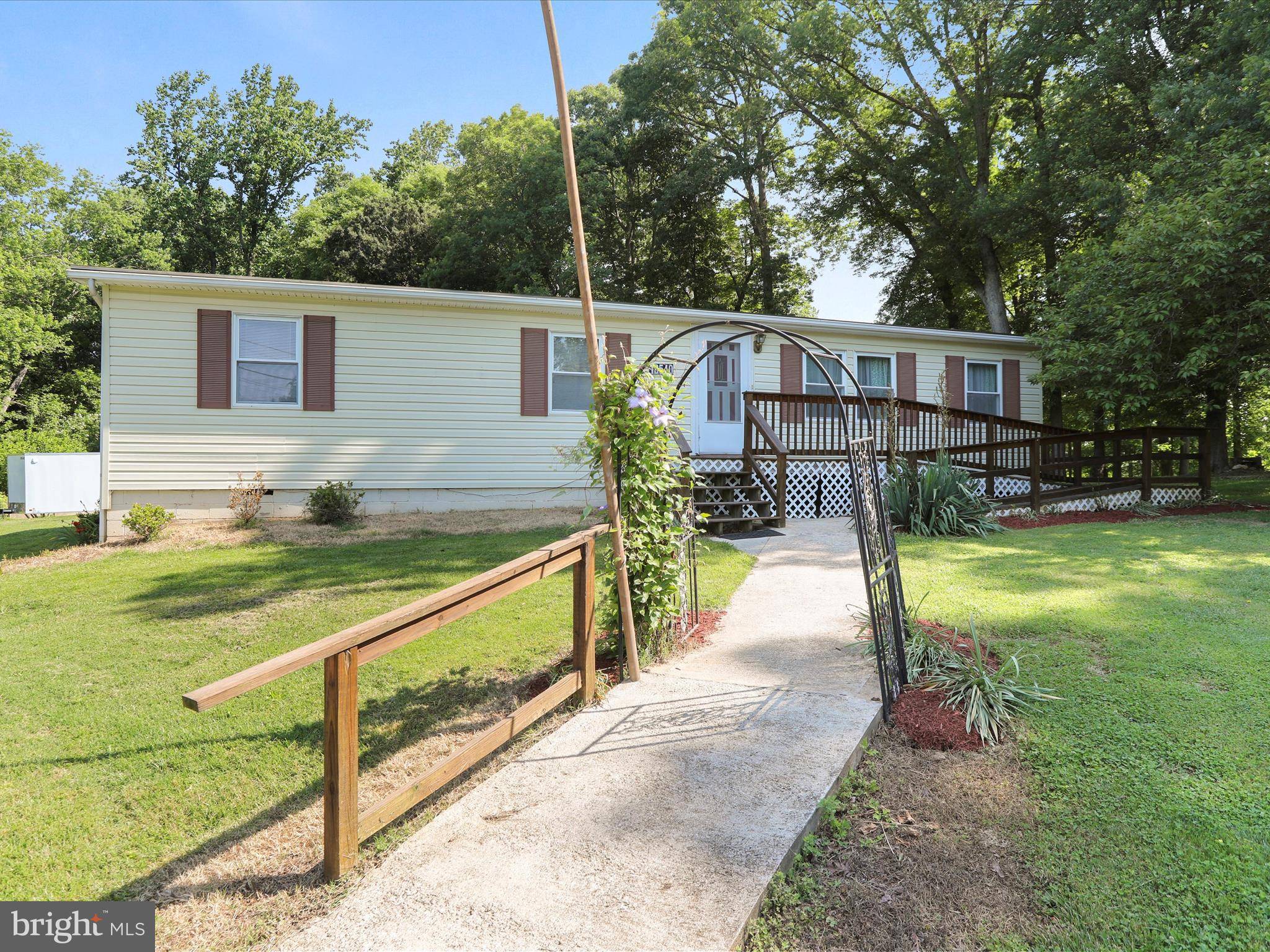 Sandy Spring, MD 20860,18540 BROOKE RD