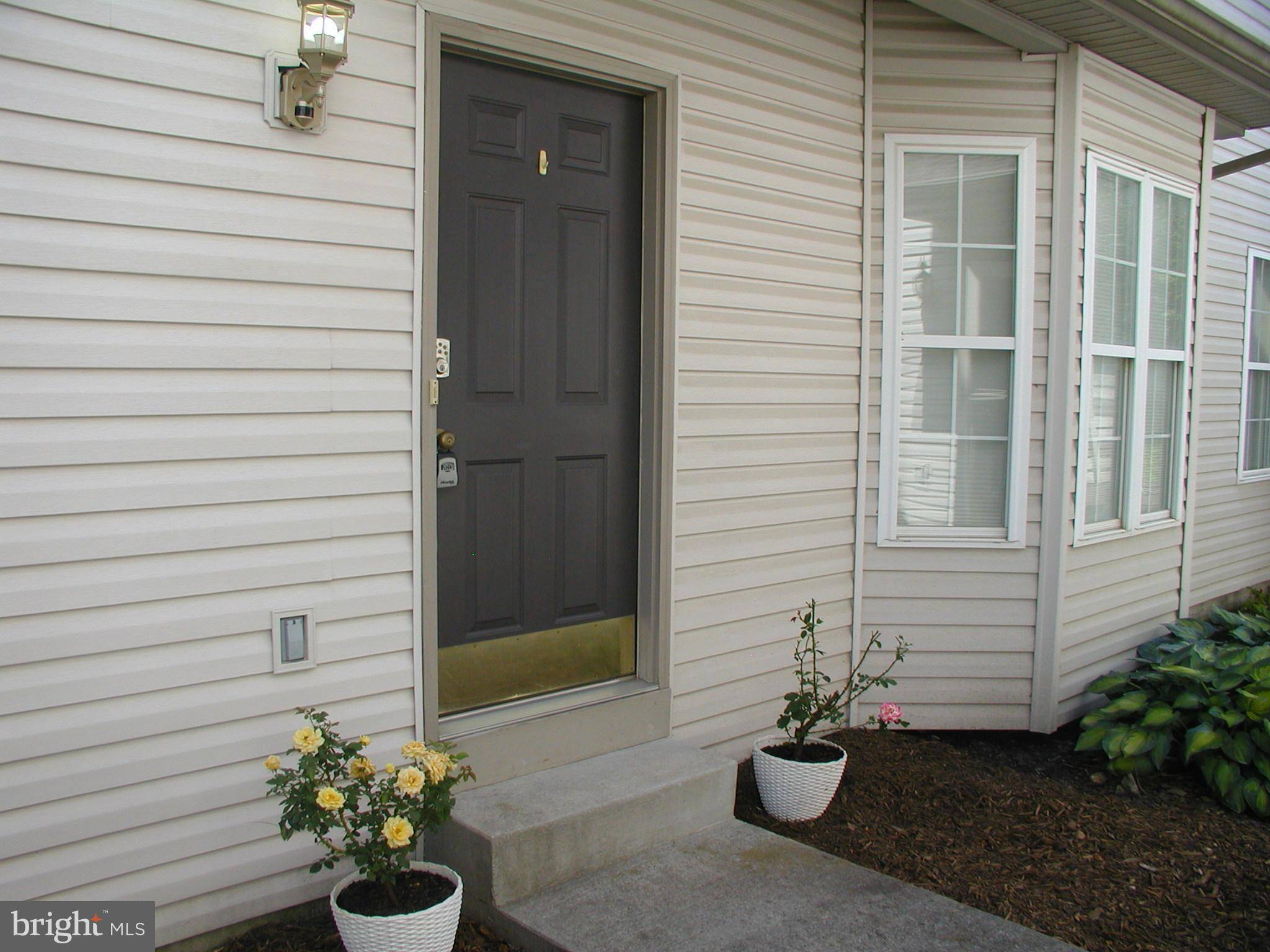 Mechanicsburg, PA 17055,76 BROADWELL LN