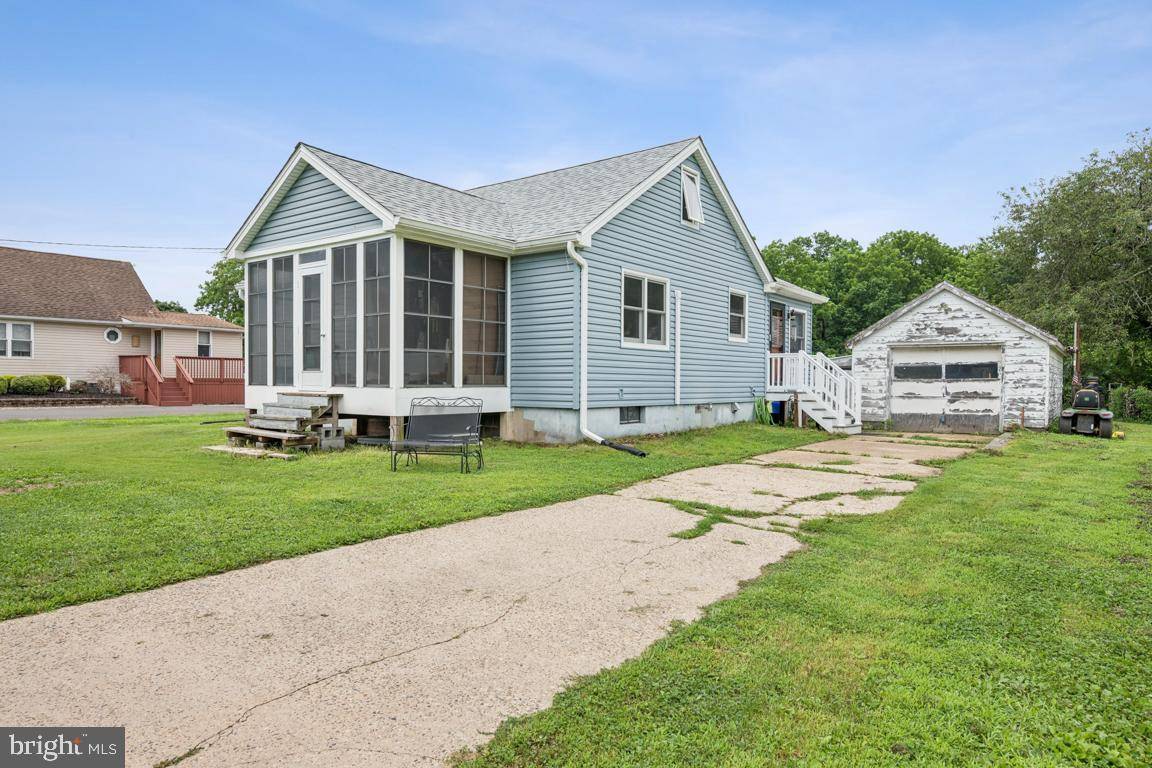 Southampton, NJ 08088,26 HILLIARDS BRIDGE RD