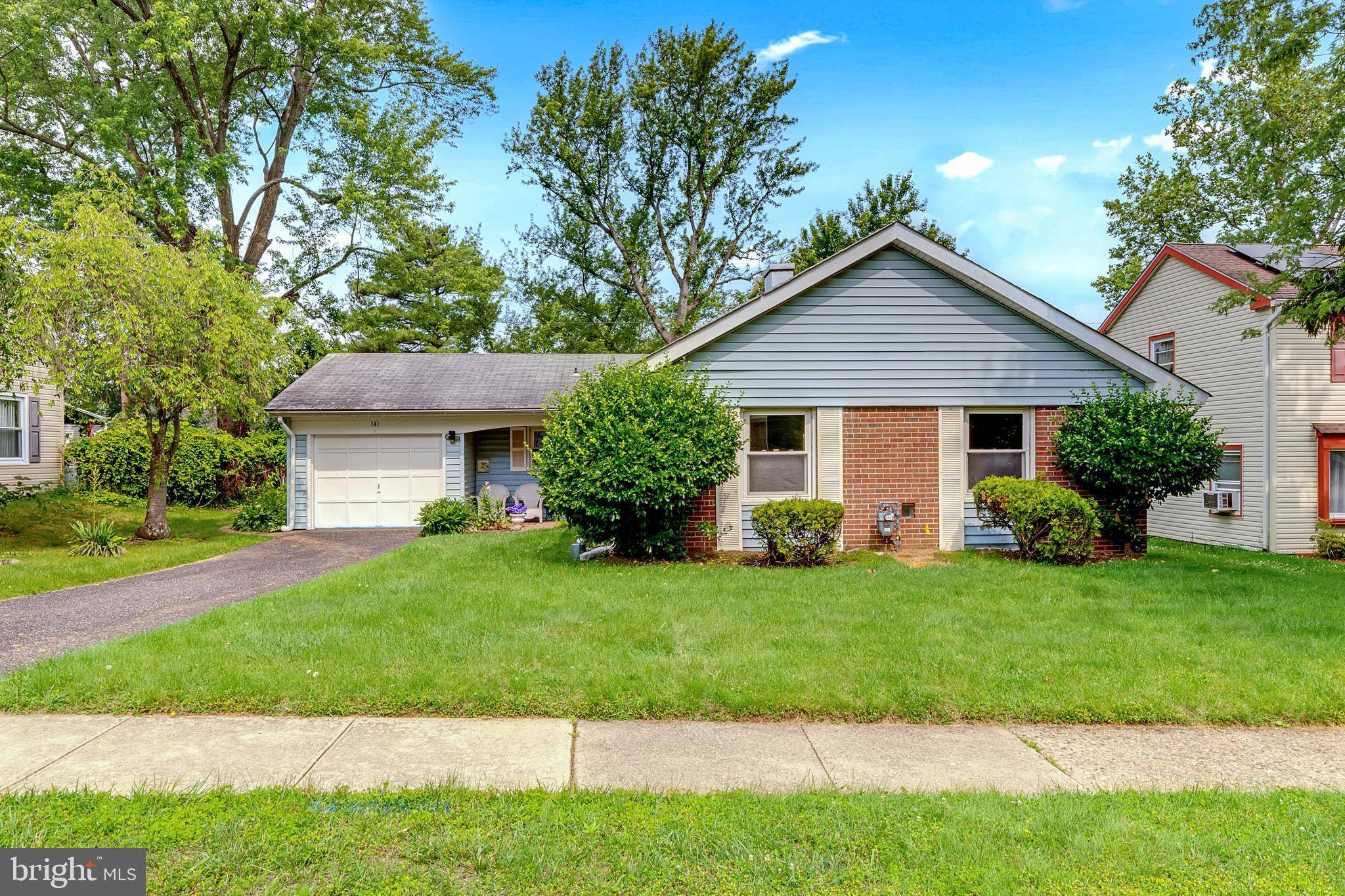 Willingboro, NJ 08046,141 PHEASANT LN