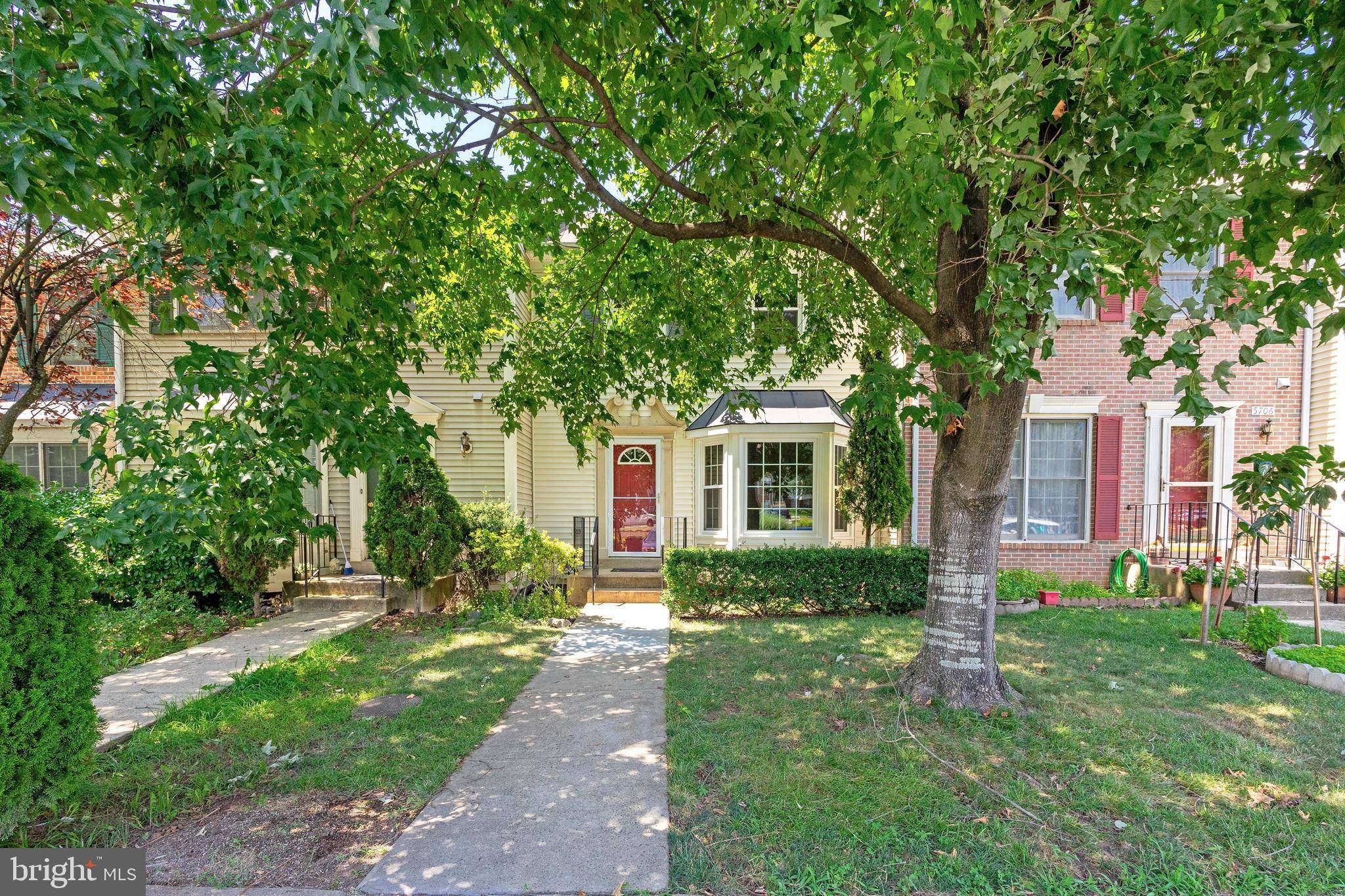 Centreville, VA 20120,5708 BELCHER FARM DR