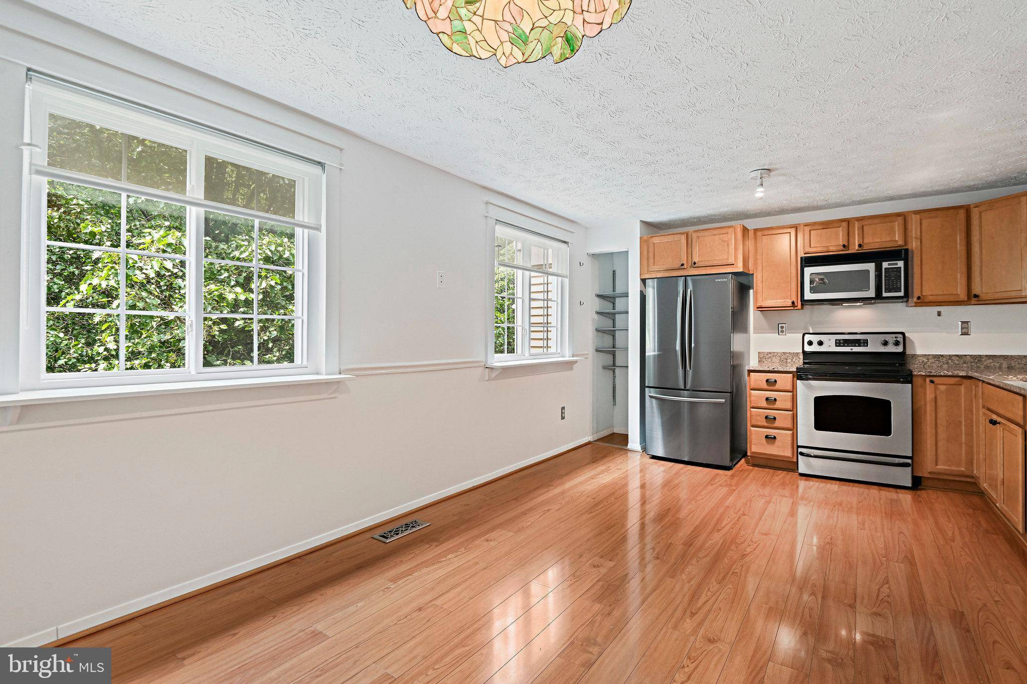 Reston, VA 20194,1646 BARNSTEAD DR