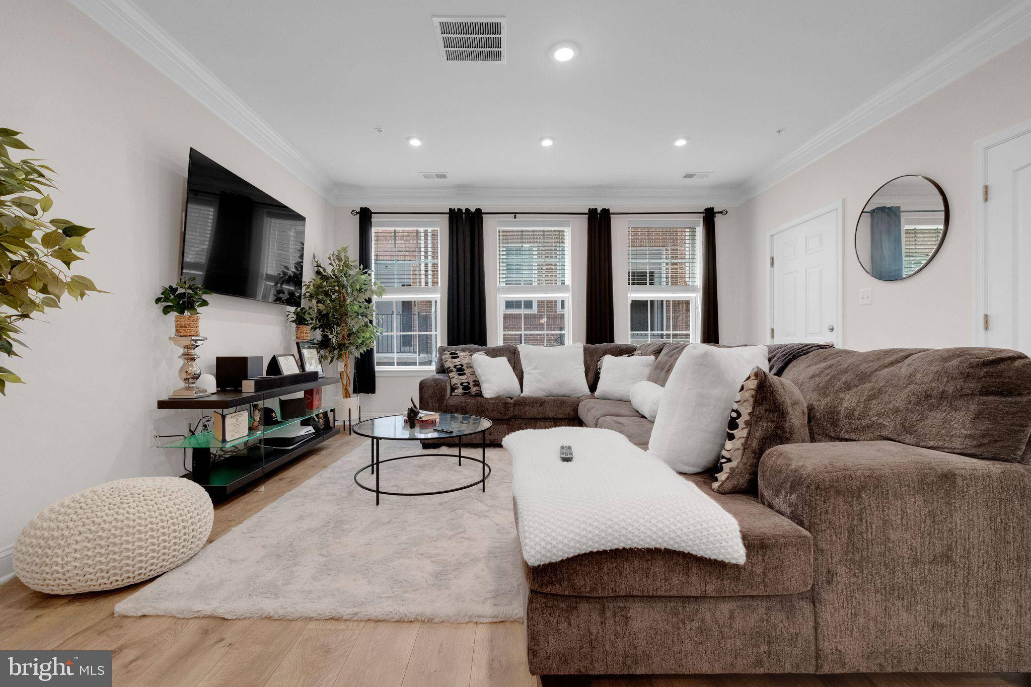 Owings Mills, MD 21117,9366 SENEY LN #563
