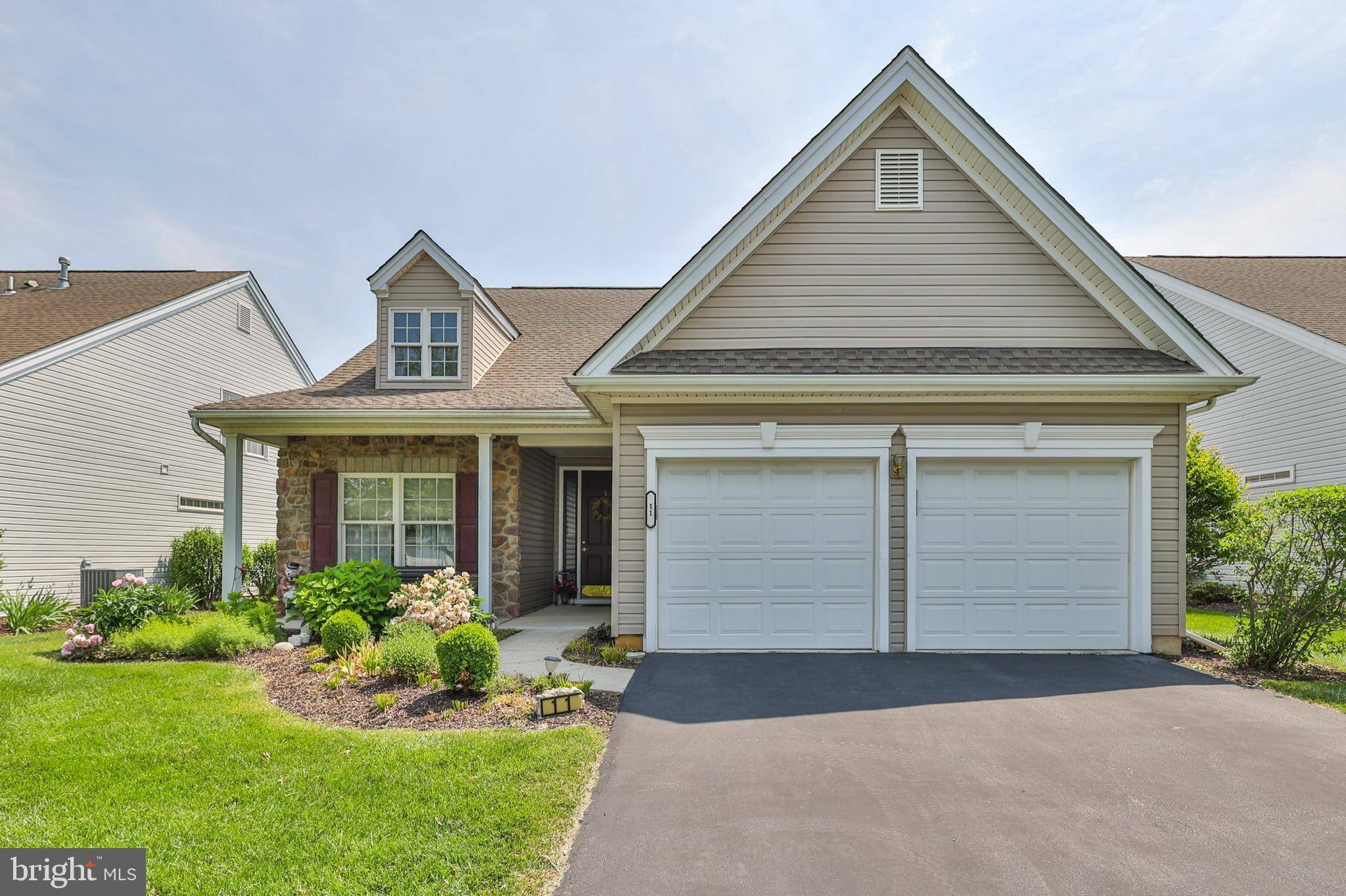 Easton, PA 18045,11 INVERNESS LN