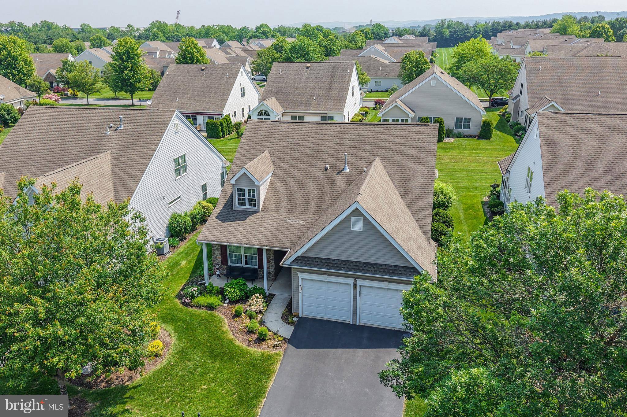 Easton, PA 18045,11 INVERNESS LN