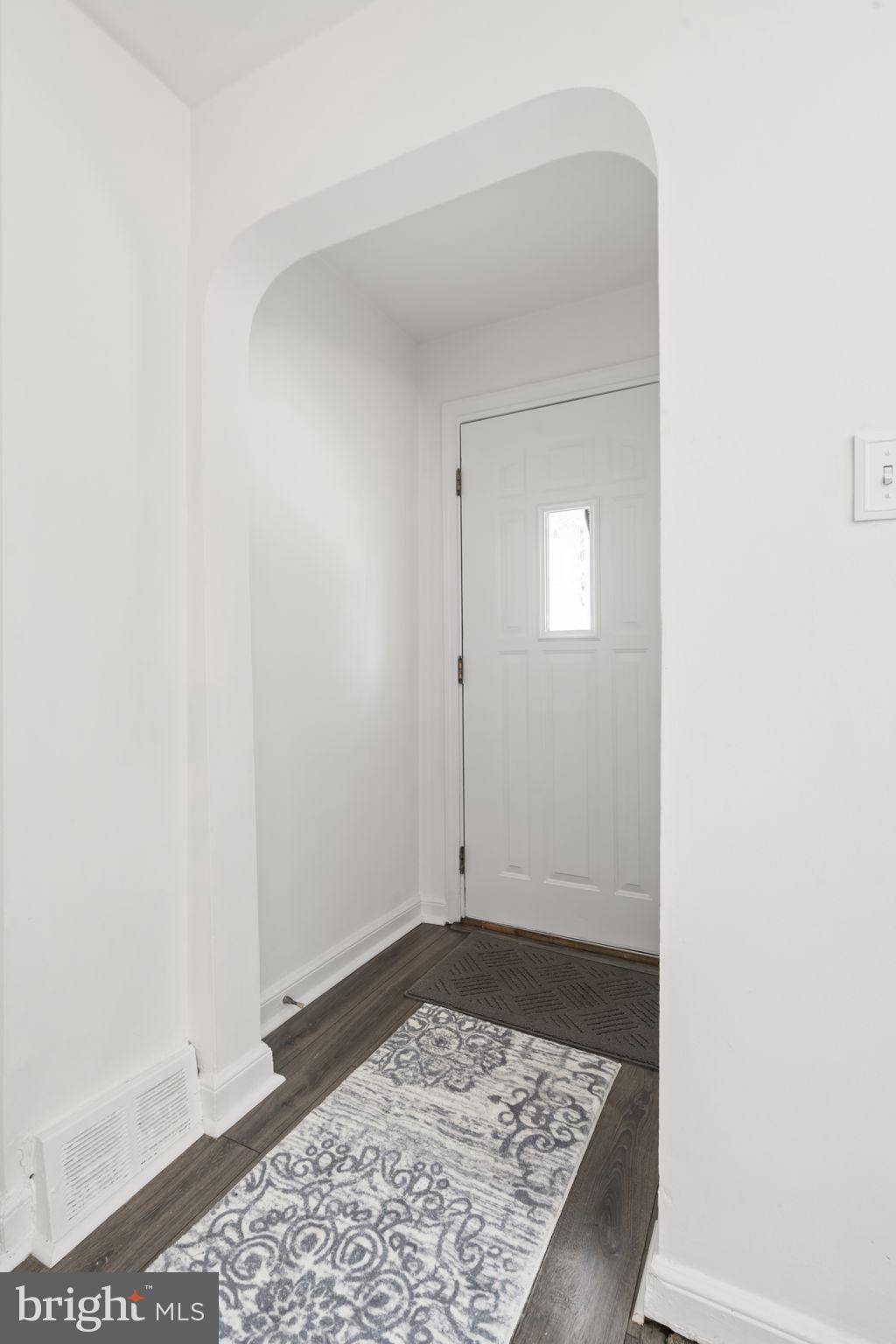 Folsom, PA 19033,209 EDGEWOOD AVE