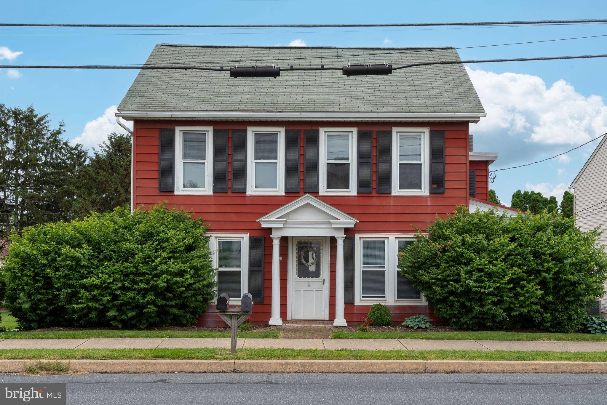 Ephrata, PA 17522,168 S MARKET ST
