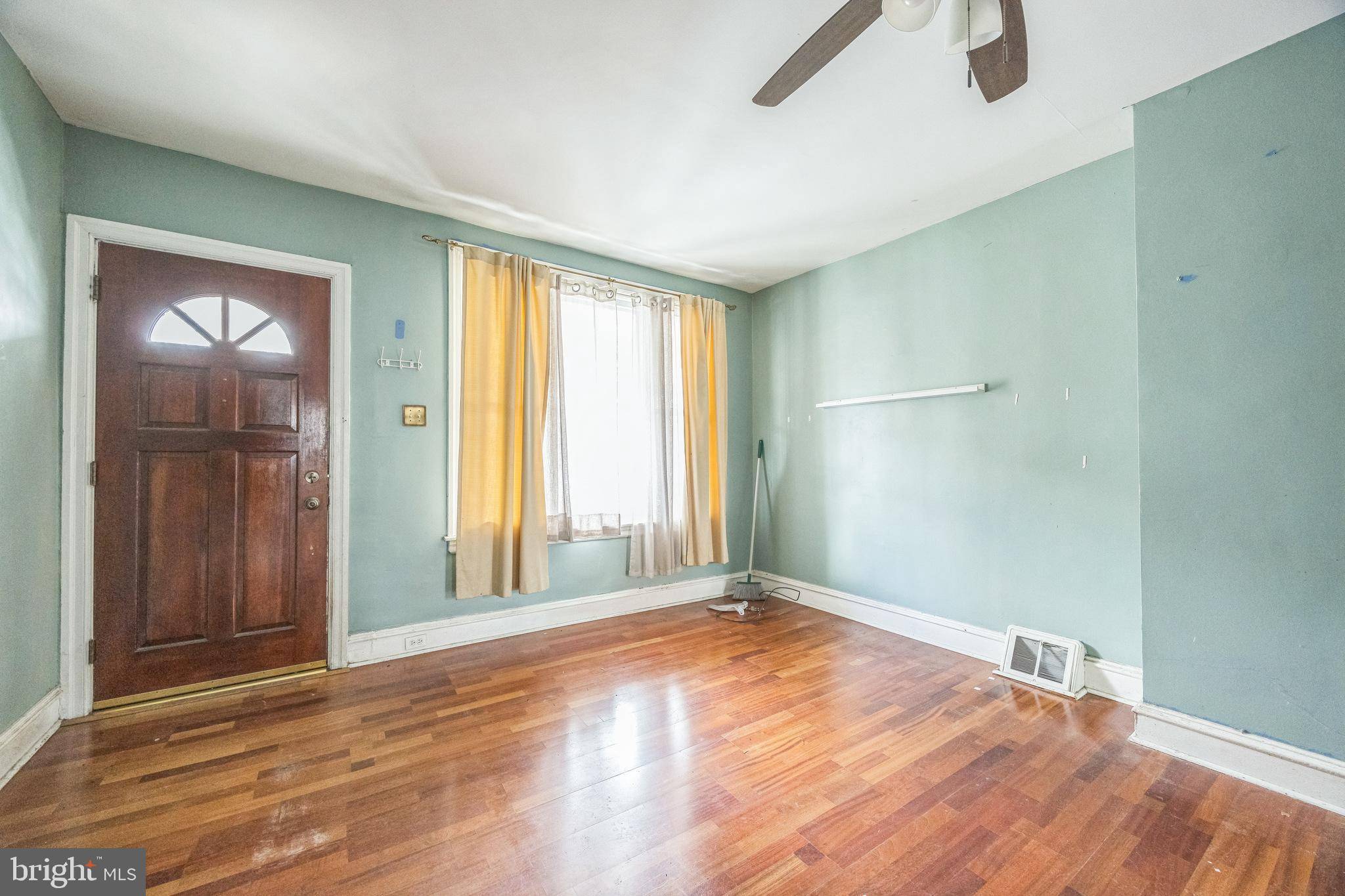 Philadelphia, PA 19134,2970 WEIKEL ST
