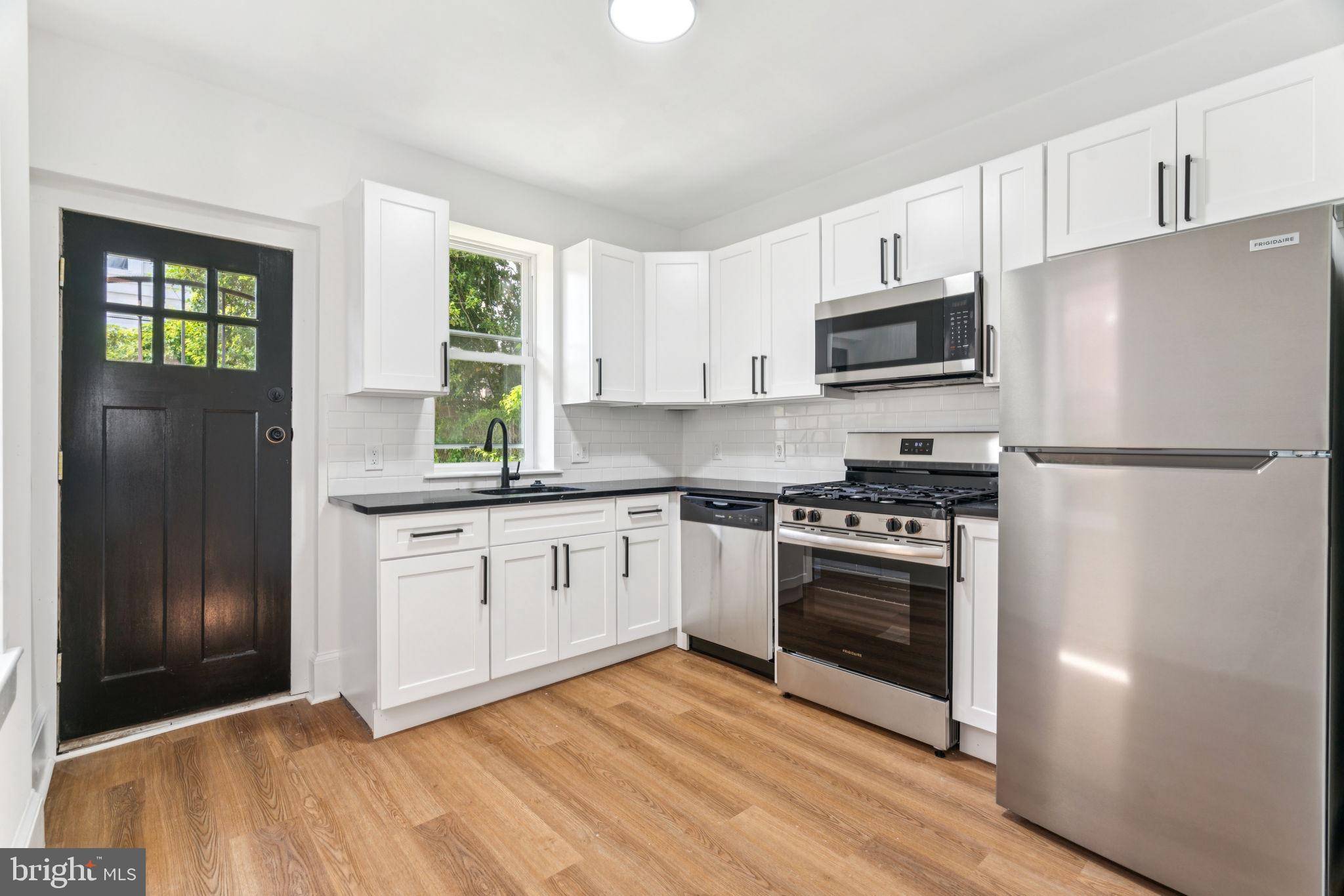 Philadelphia, PA 19143,5212 LARCHWOOD AVE
