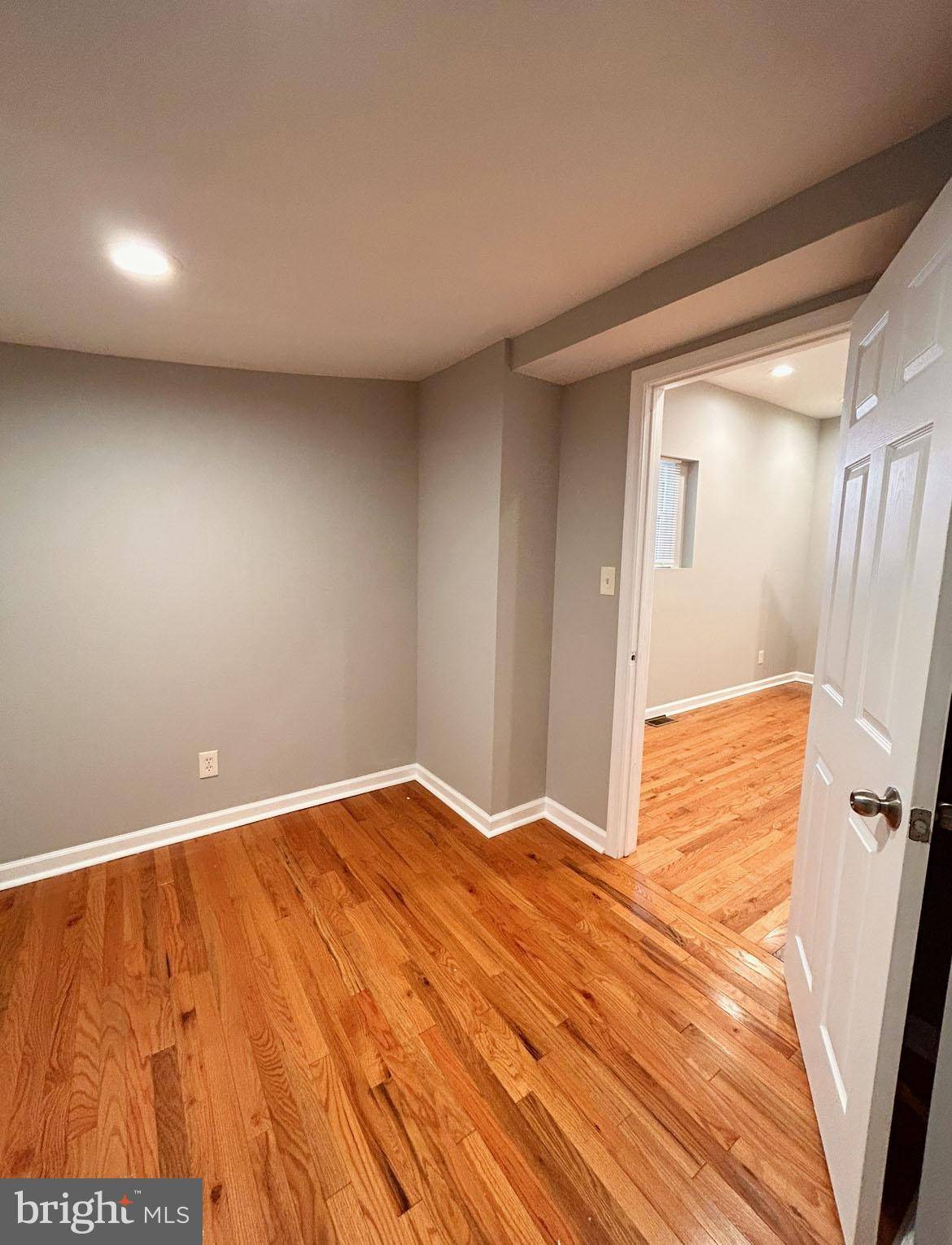 Philadelphia, PA 19142,7053 PASCHALL AVE