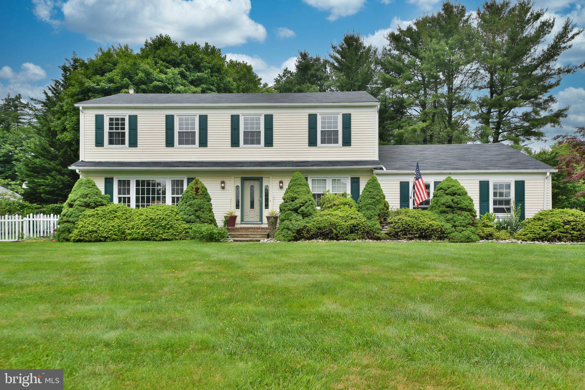 Long Valley, NJ 07853,37 FLINTLOCK DR