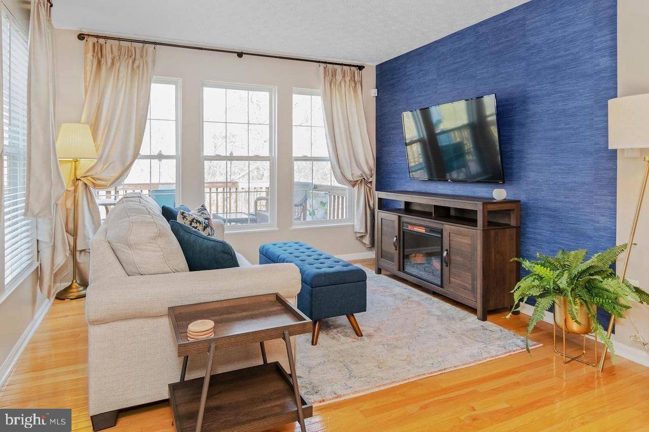 Odenton, MD 21113,2618 SUMMER BREEZE CT