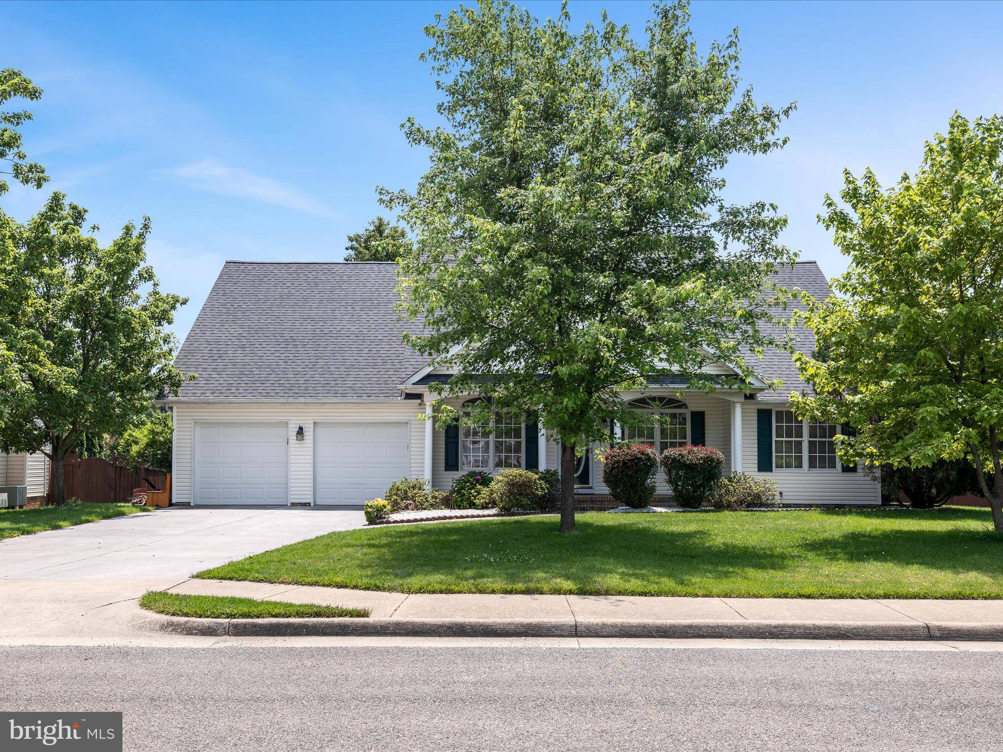 Stephens City, VA 22655,106 BARB CT