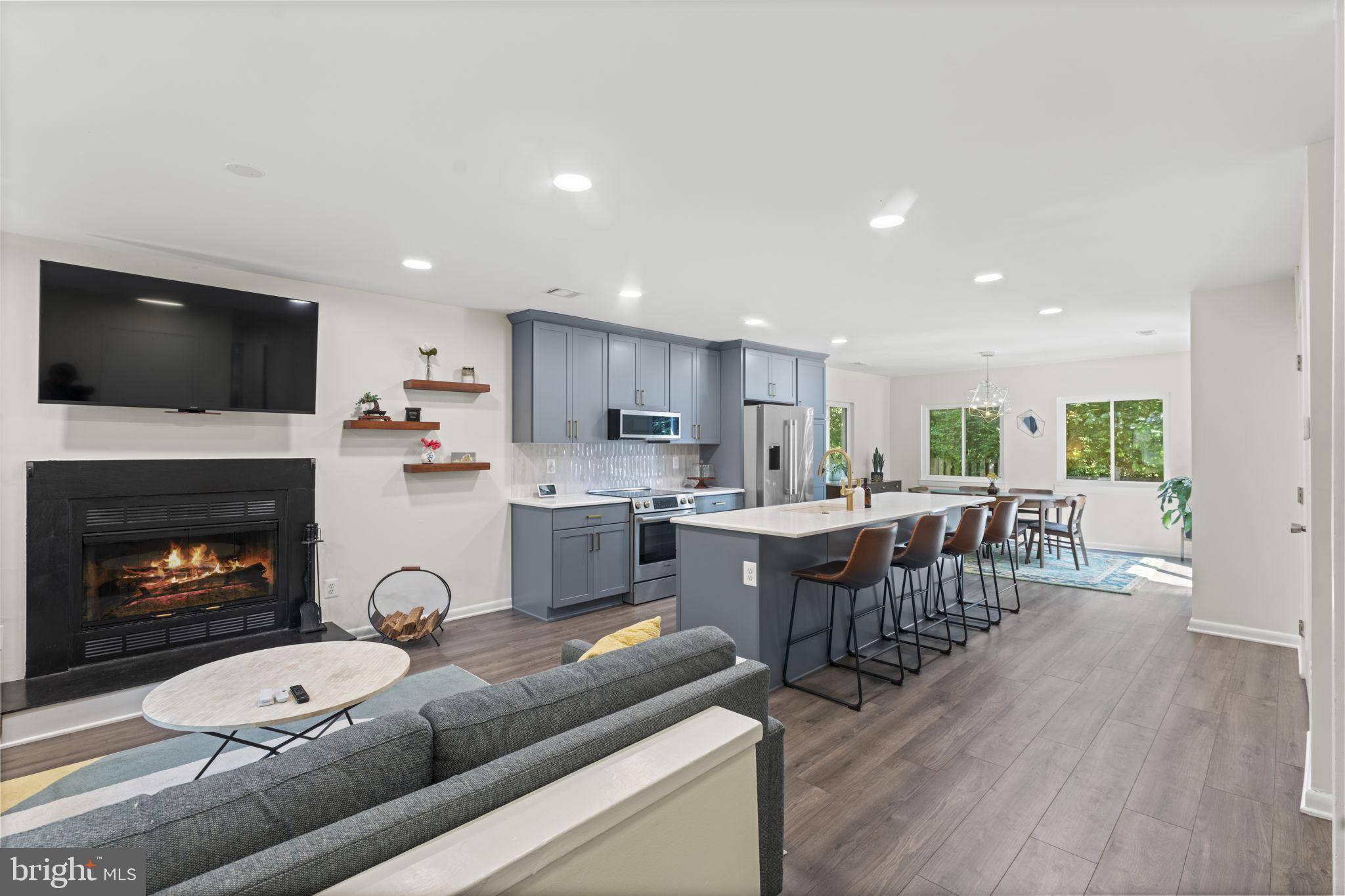 Reston, VA 20191,11308 GATESBOROUGH LN