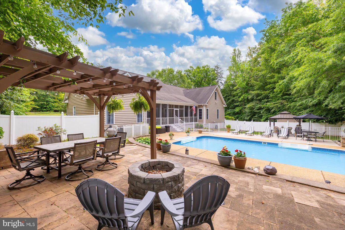 Fredericksburg, VA 22407,10716 VILLA WAY