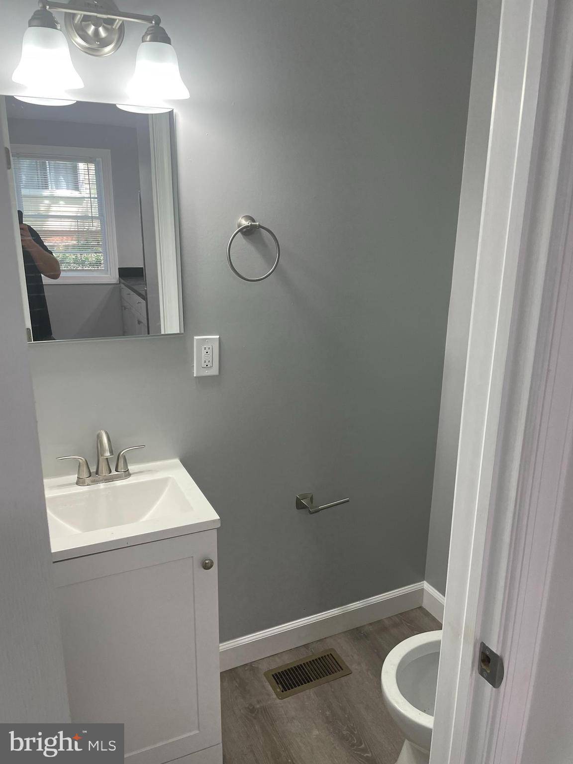 Riverdale, MD 20737,6004 MADISON ST