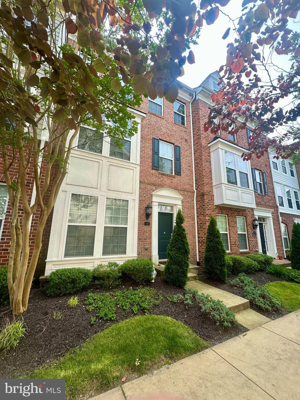 La Plata, MD 20646,19 STEEPLECHASE DR
