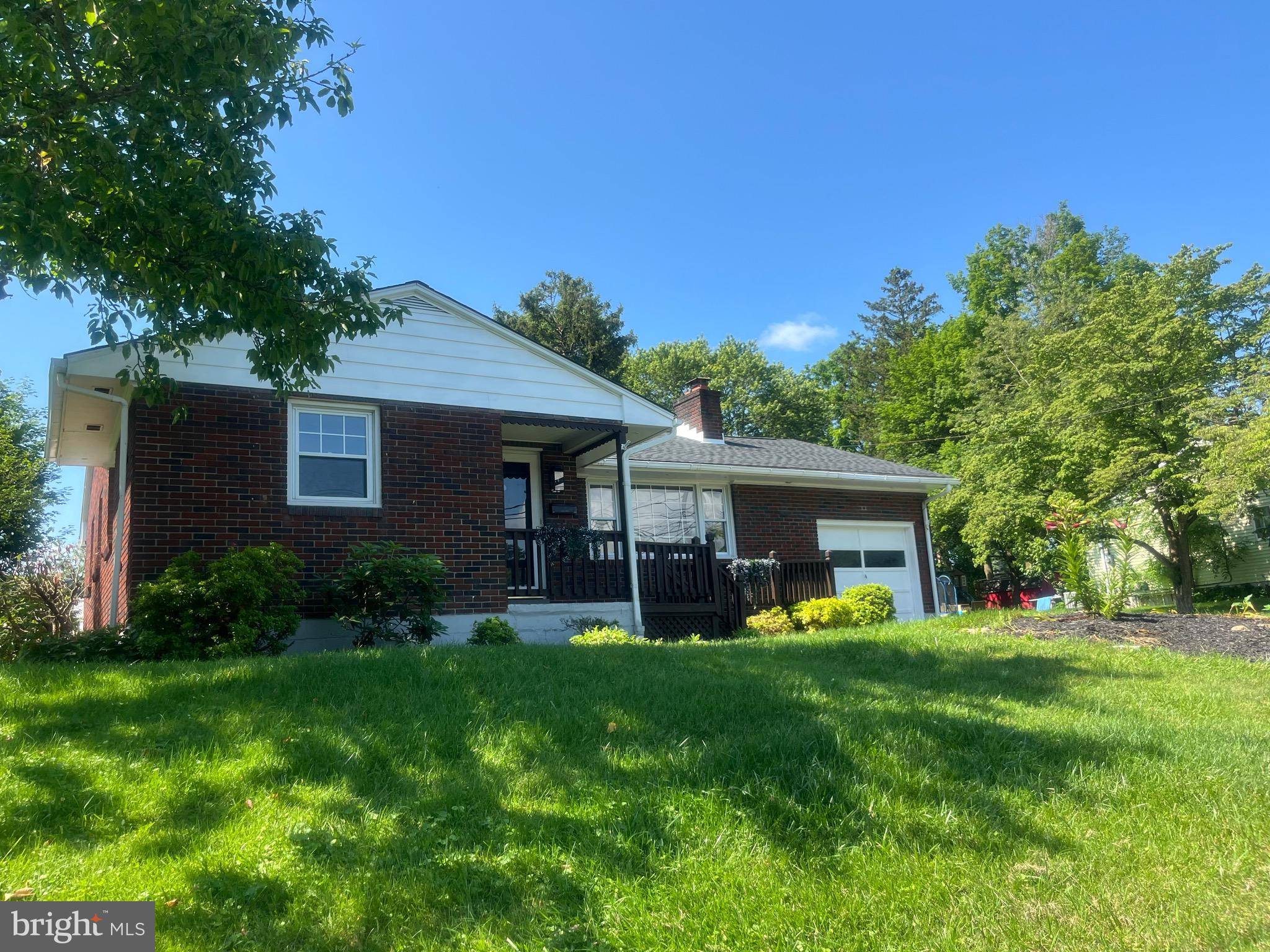Coopersburg, PA 18036,818 W STATION AVE