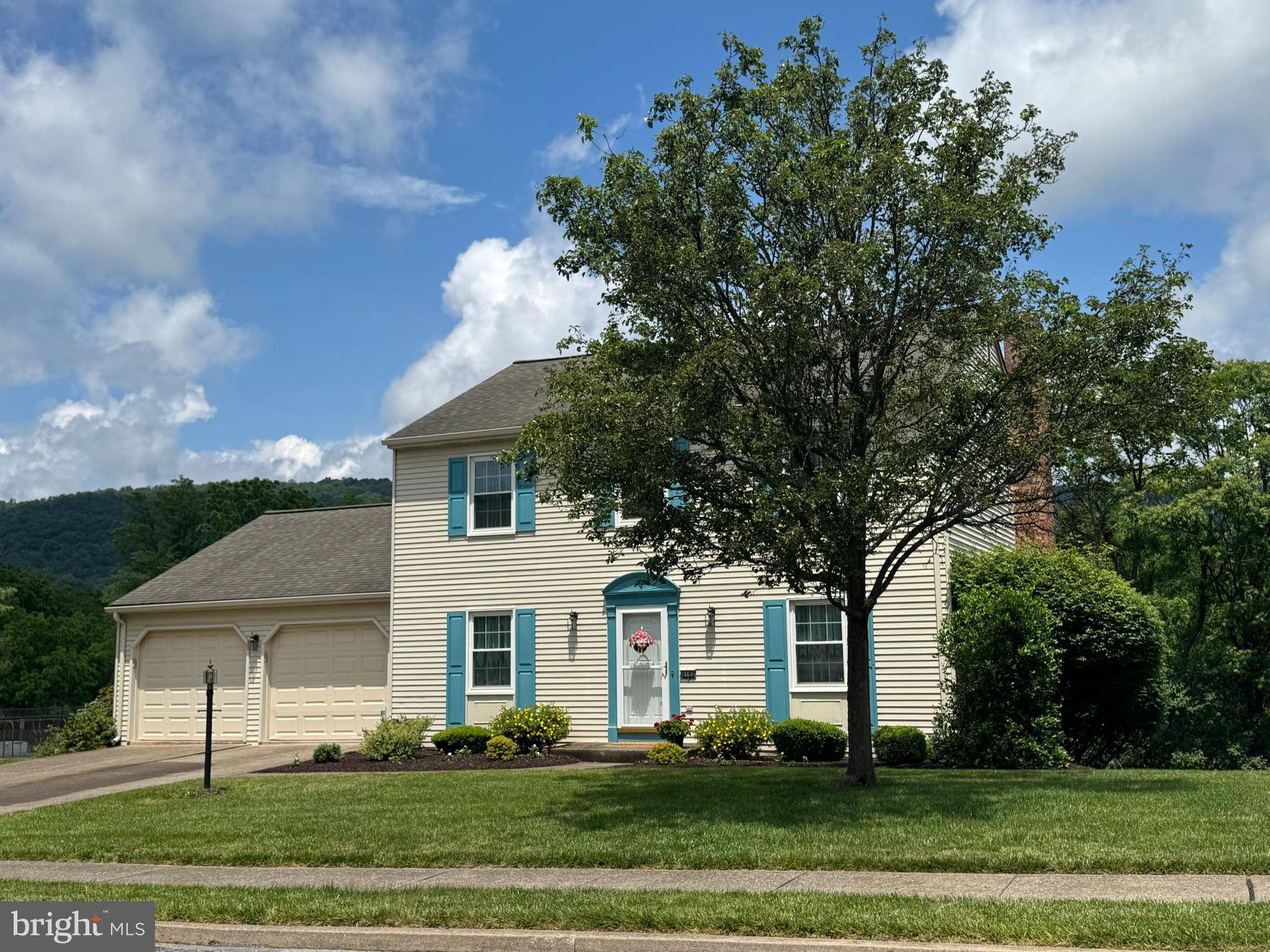 Harrisburg, PA 17112,4102 WIMBLEDON DR