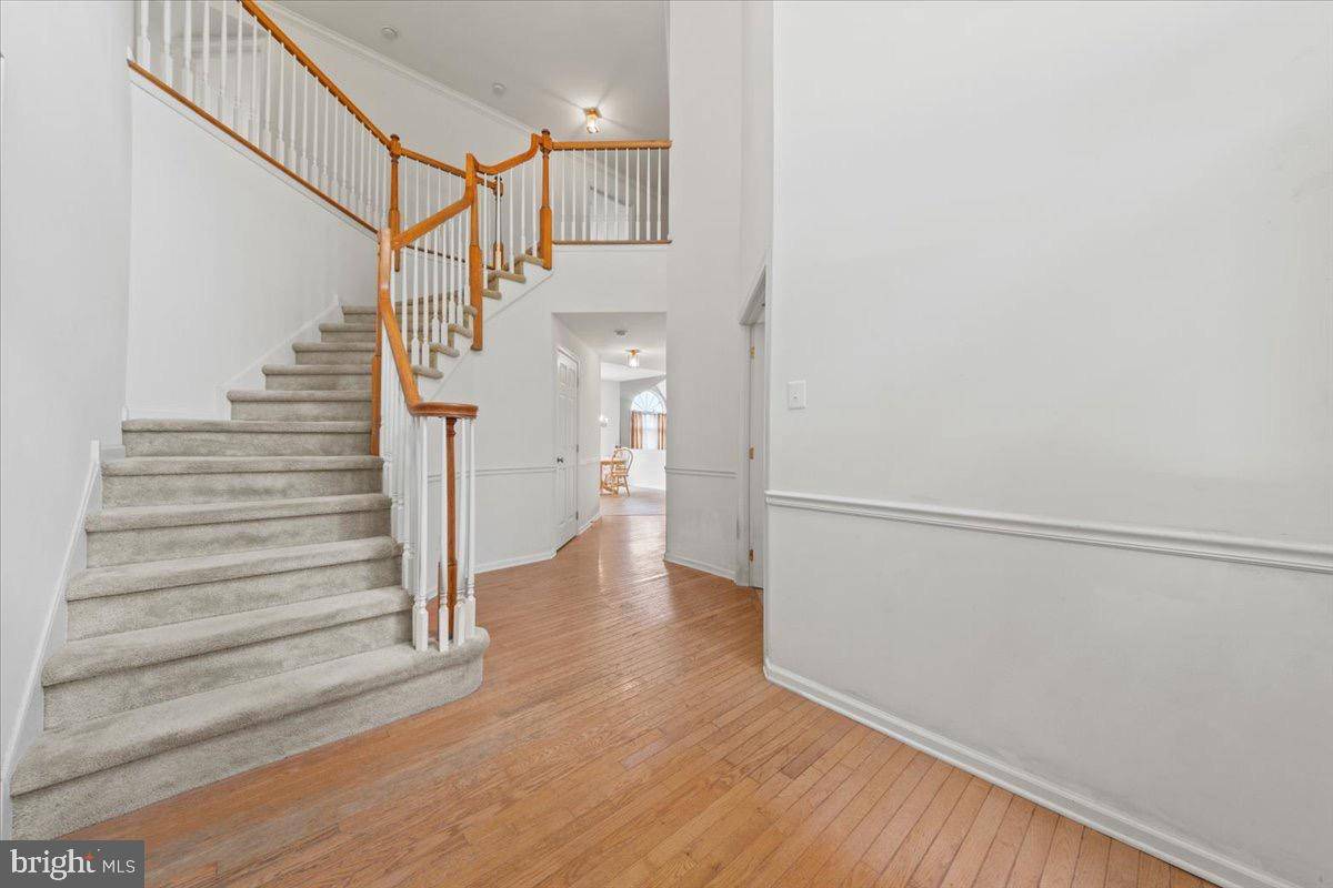 Mount Holly, NJ 08060,8 SAWGRASS DR