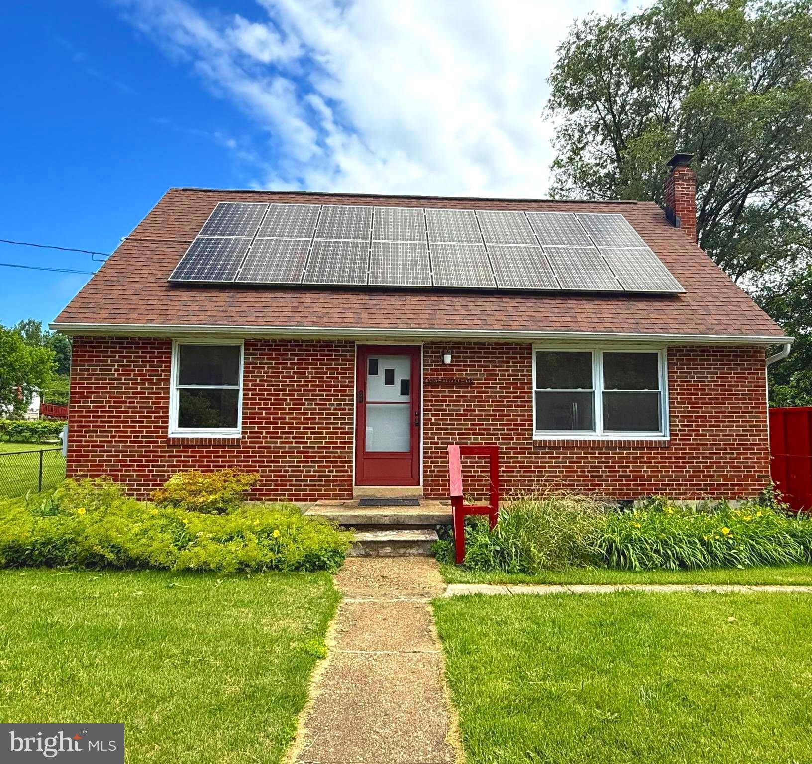 Gwynn Oak, MD 21207,5902 HARFORD AVE