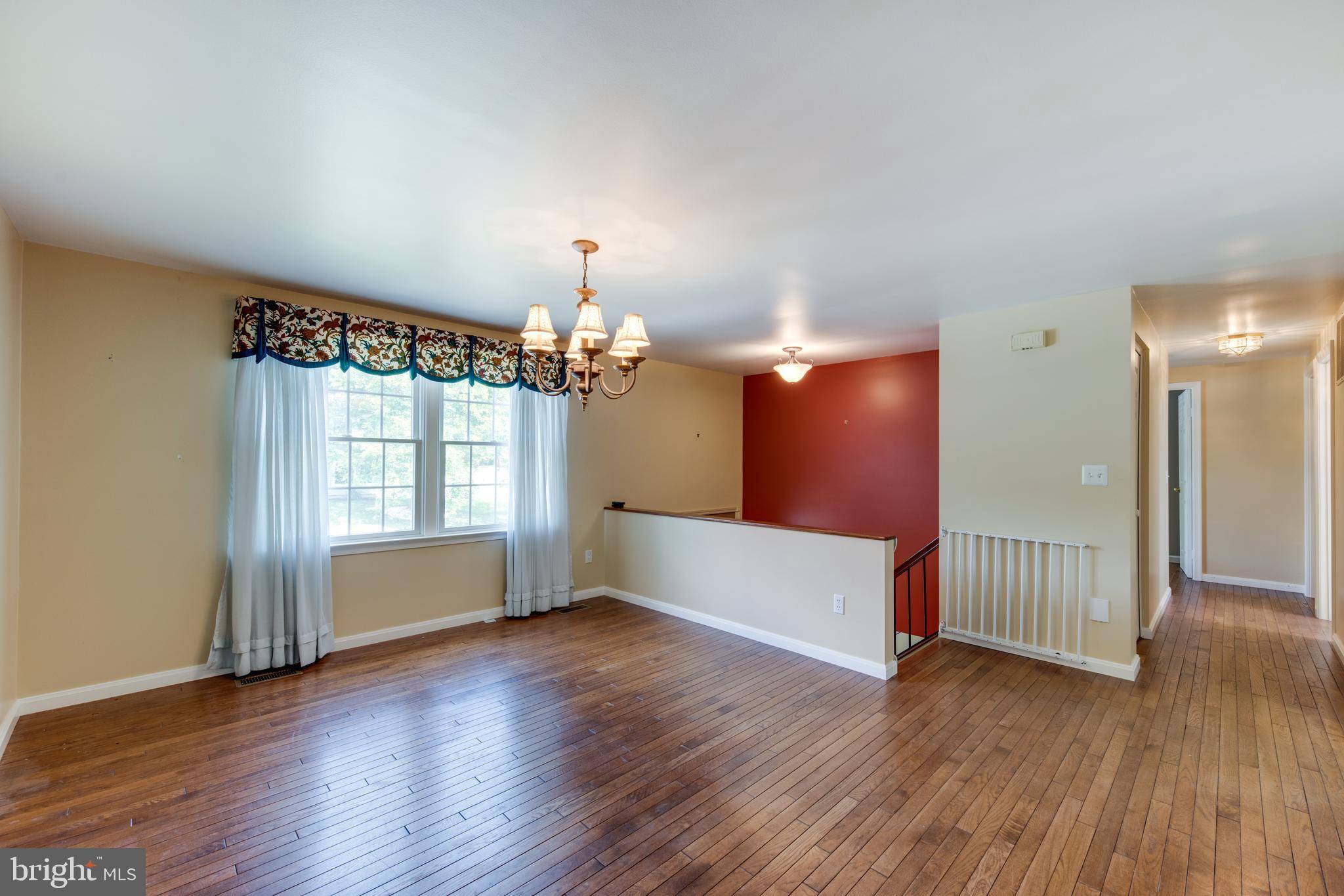 Glen Burnie, MD 21061,714 HYDE PARK DR