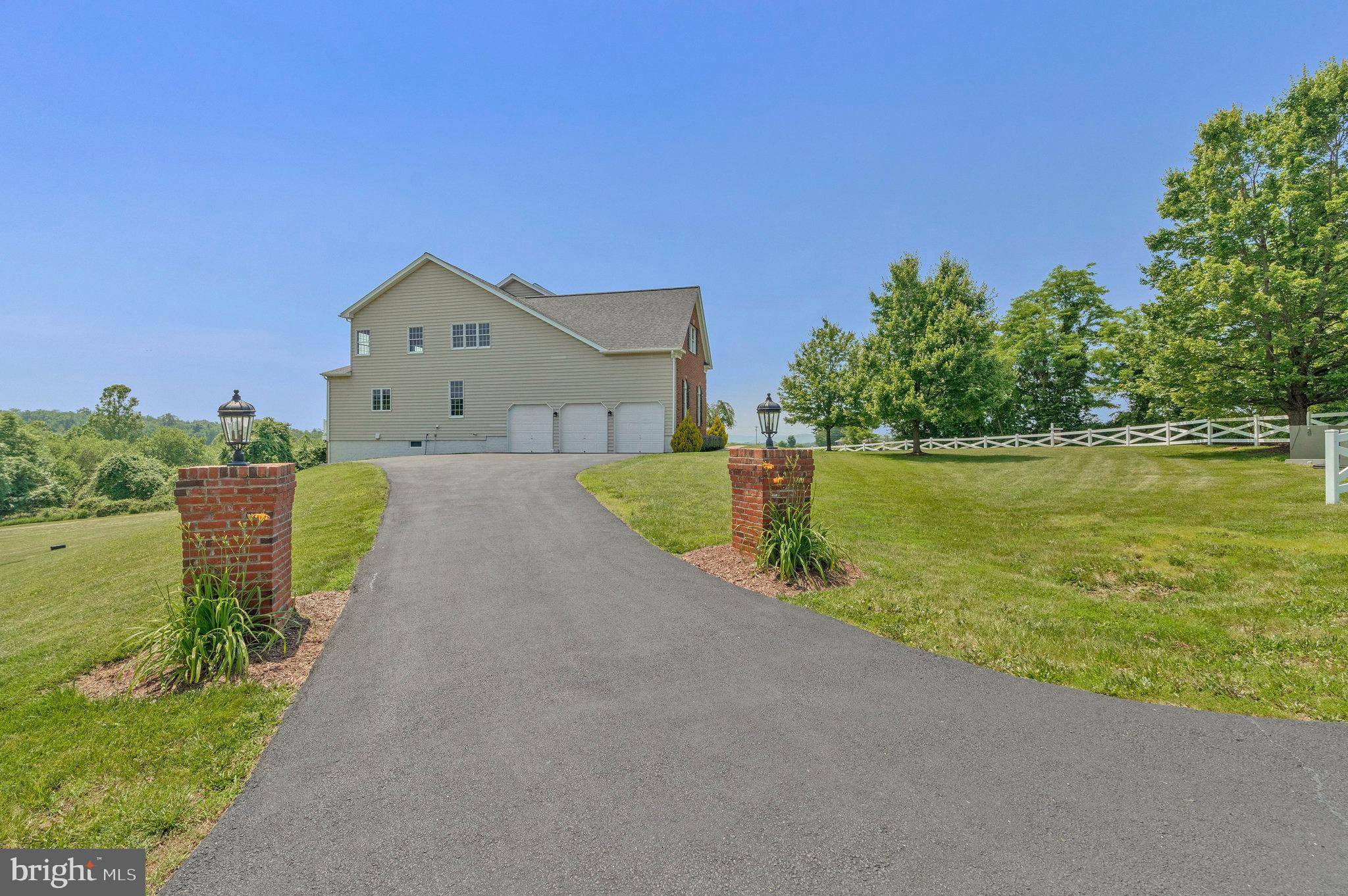 Waterford, VA 20197,14785 BANKFIELD DR