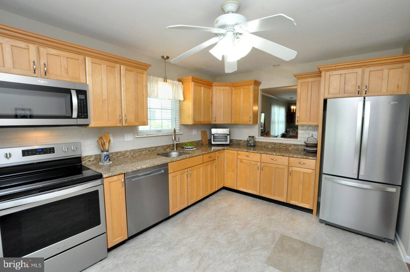 Mount Laurel, NJ 08054,16 ADNER DR