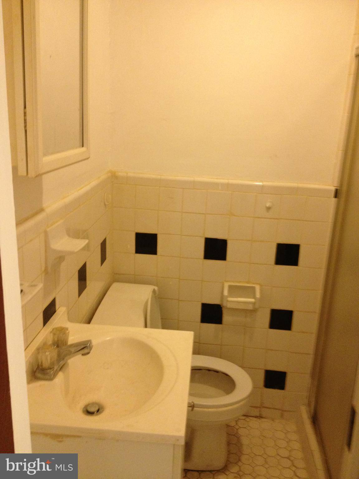 Philadelphia, PA 19144,5226 REAR WAKEFIELD ST