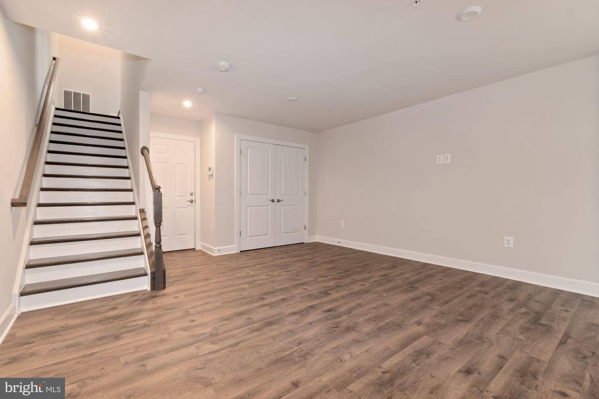 Upper Marlboro, MD 20774,289 PHOENIX DR