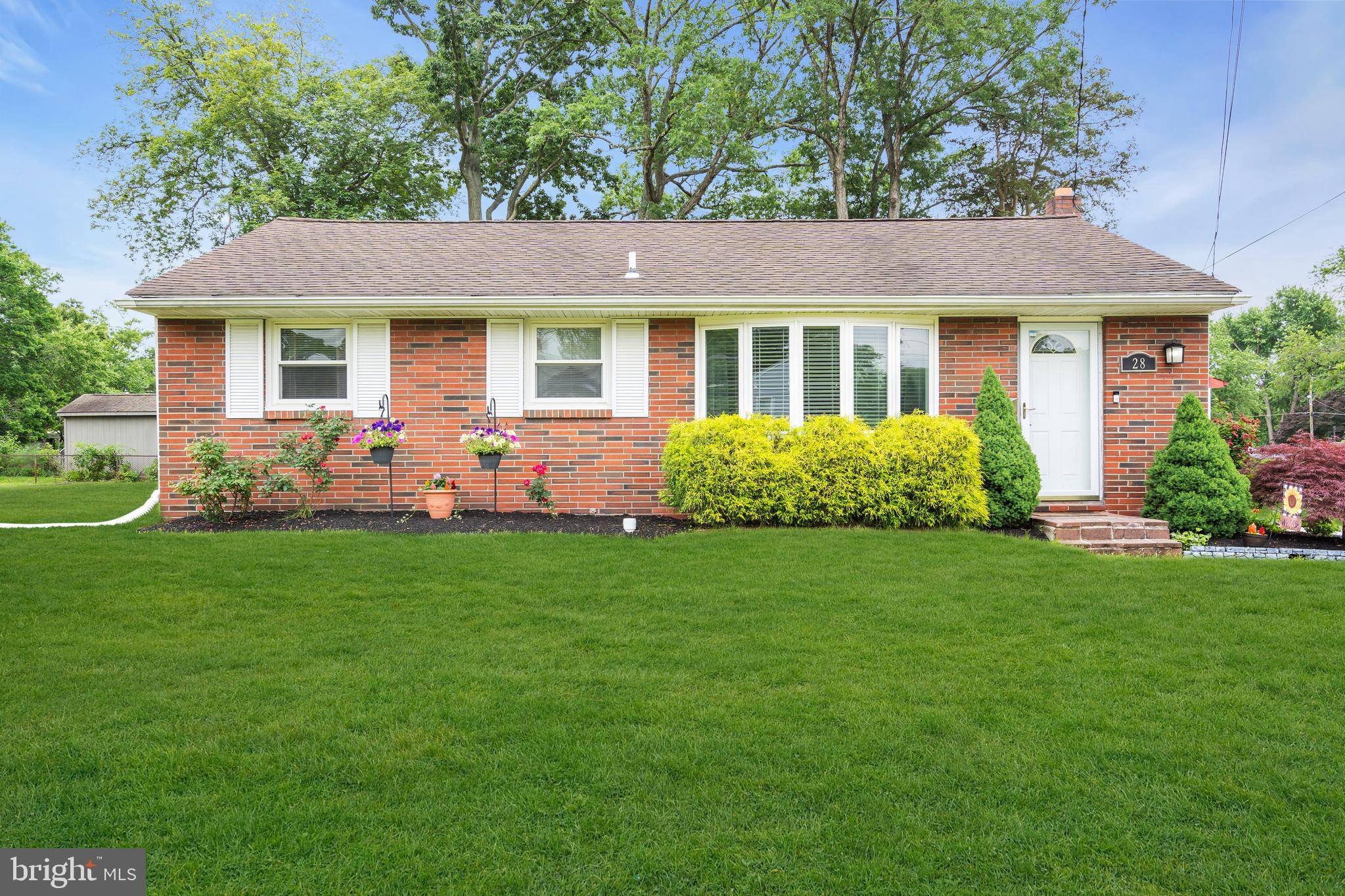 Pemberton, NJ 08068,28 1ST AVE