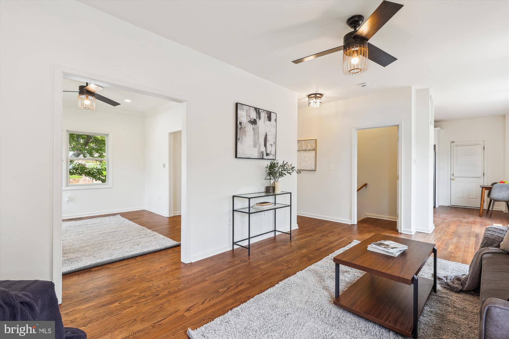 Arlington, VA 22207,2142 N DINWIDDIE ST