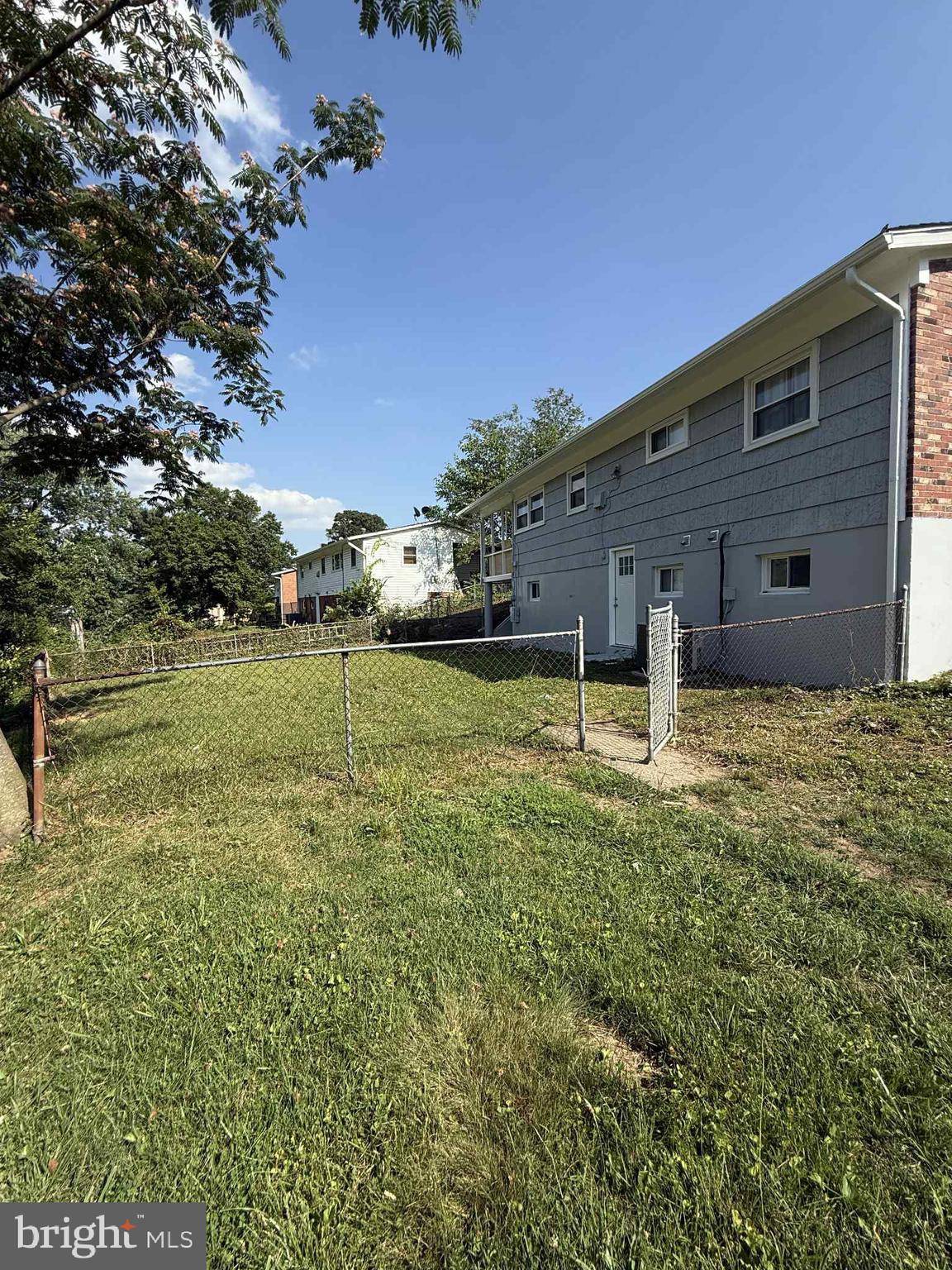 Oxon Hill, MD 20745,300 ELLSWORTH PL