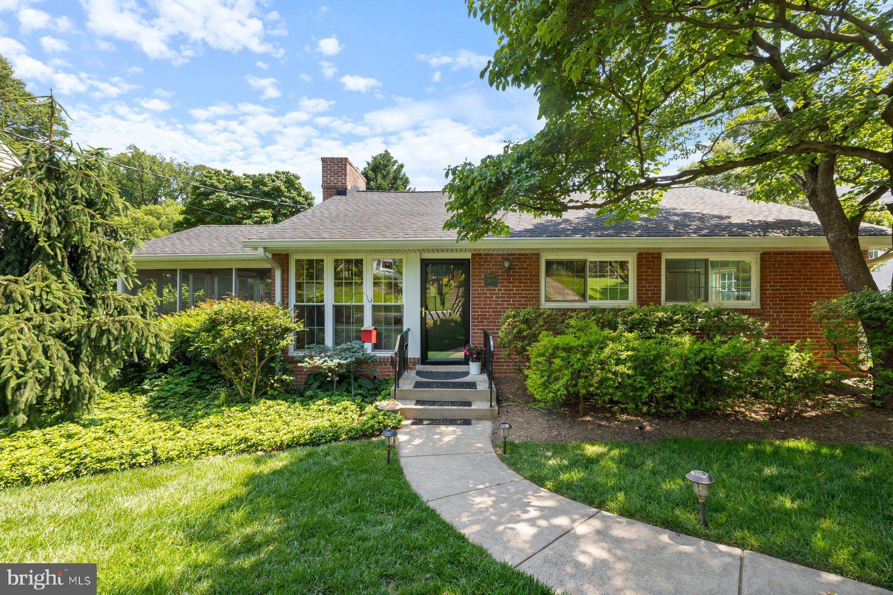 Bethesda, MD 20814,4610 ROXBURY DR