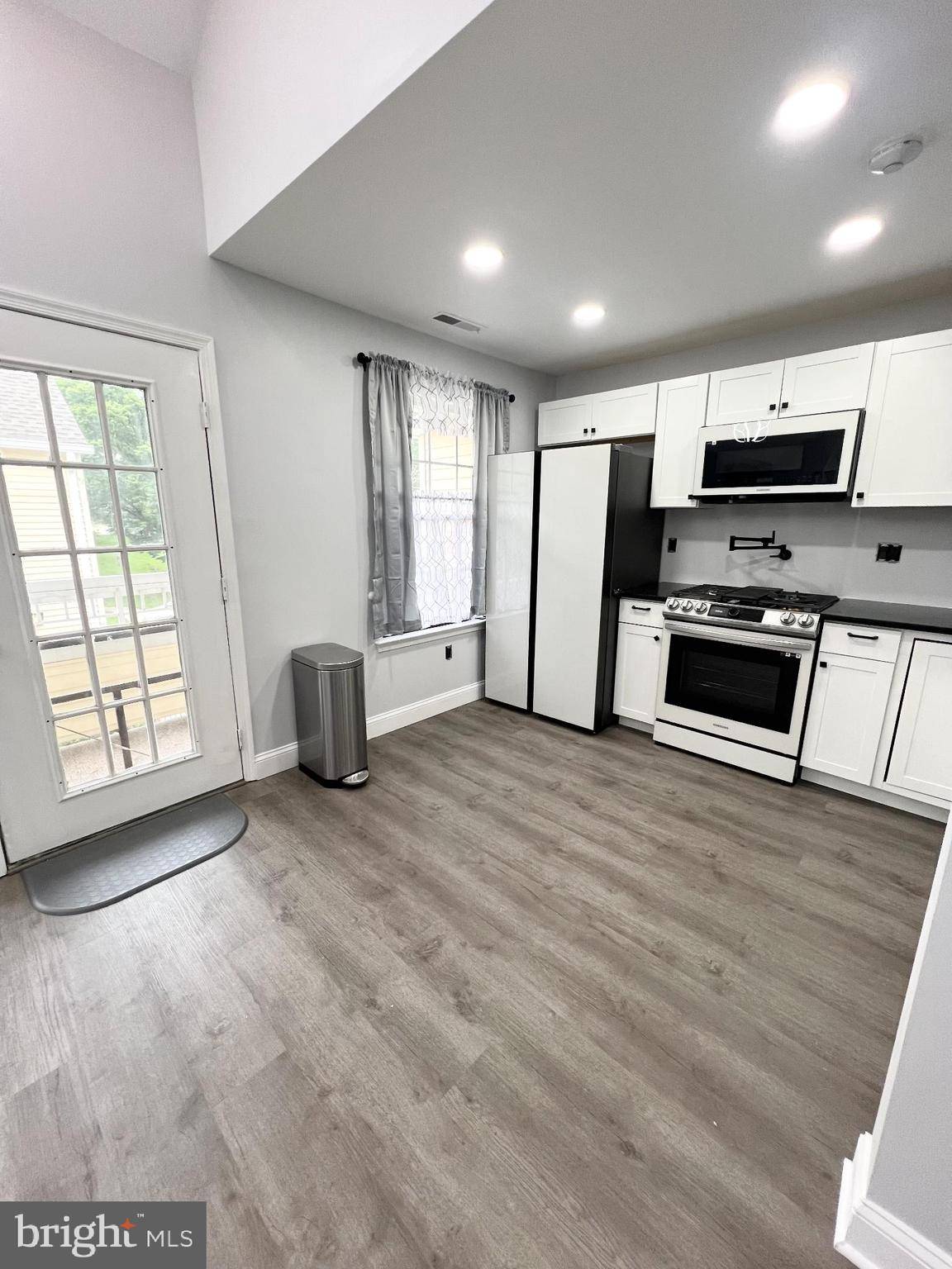 Hightstown, NJ 08520,7 POWELL CT