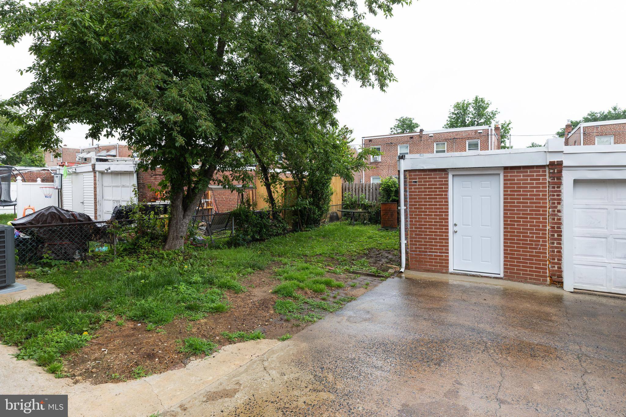 Havertown, PA 19083,1233 ROOSEVELT DR #100