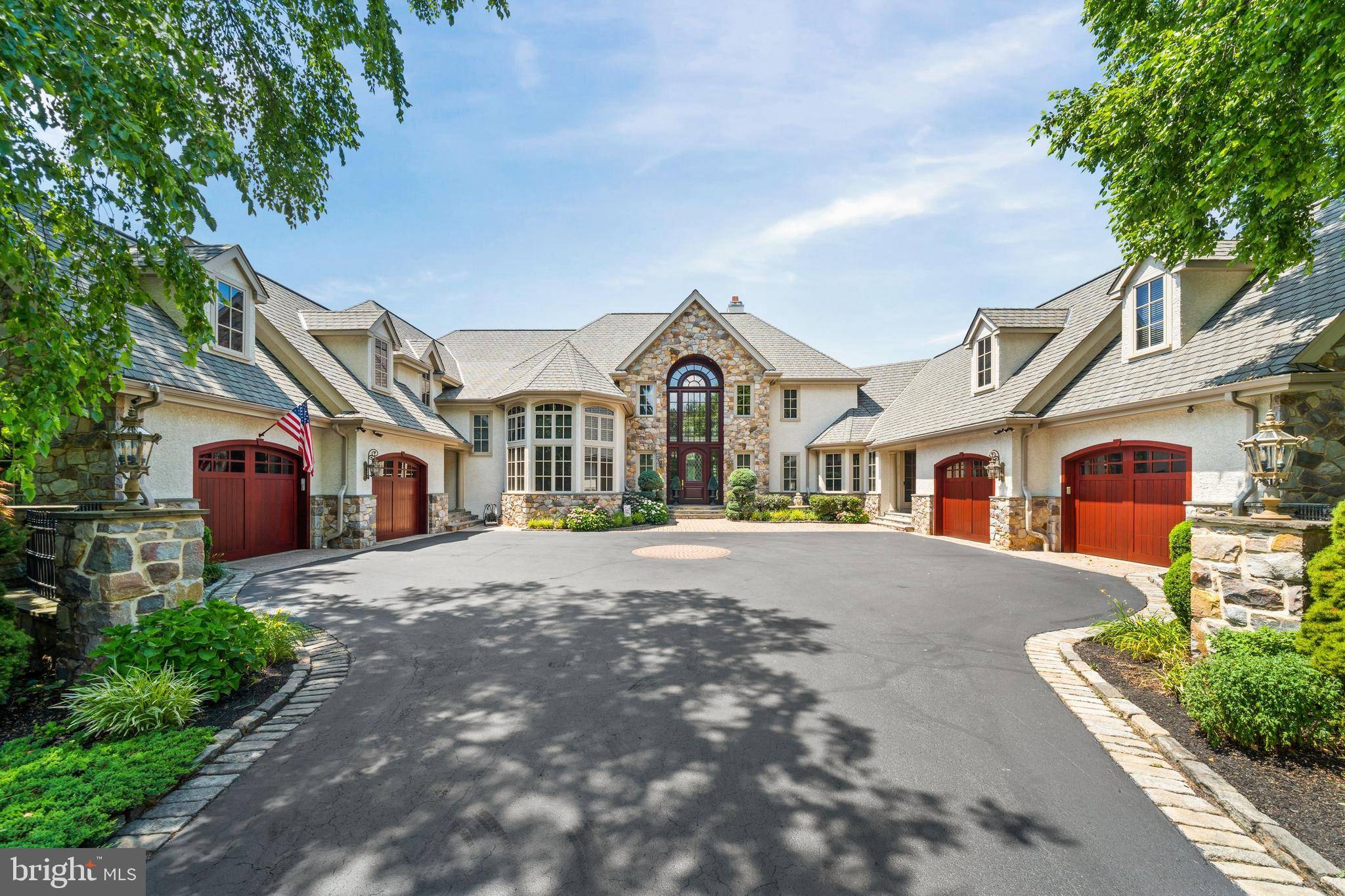 Wilmington, DE 19807,115 CENTRENEST LN