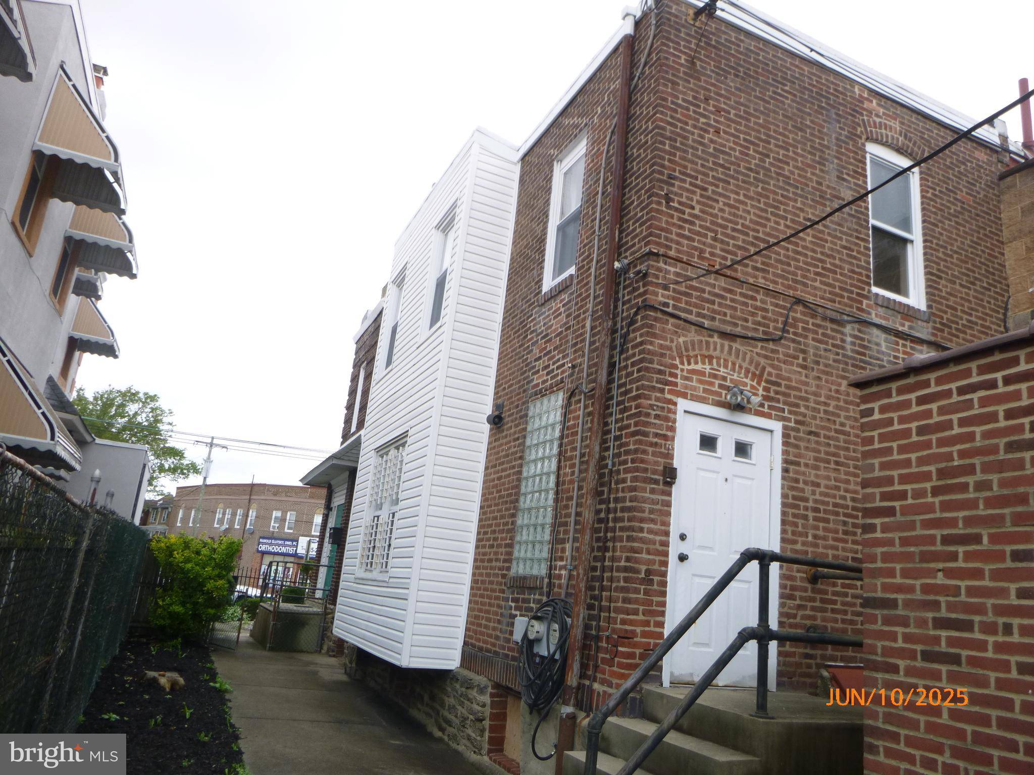 Philadelphia, PA 19135,7057 FRANKFORD AVE