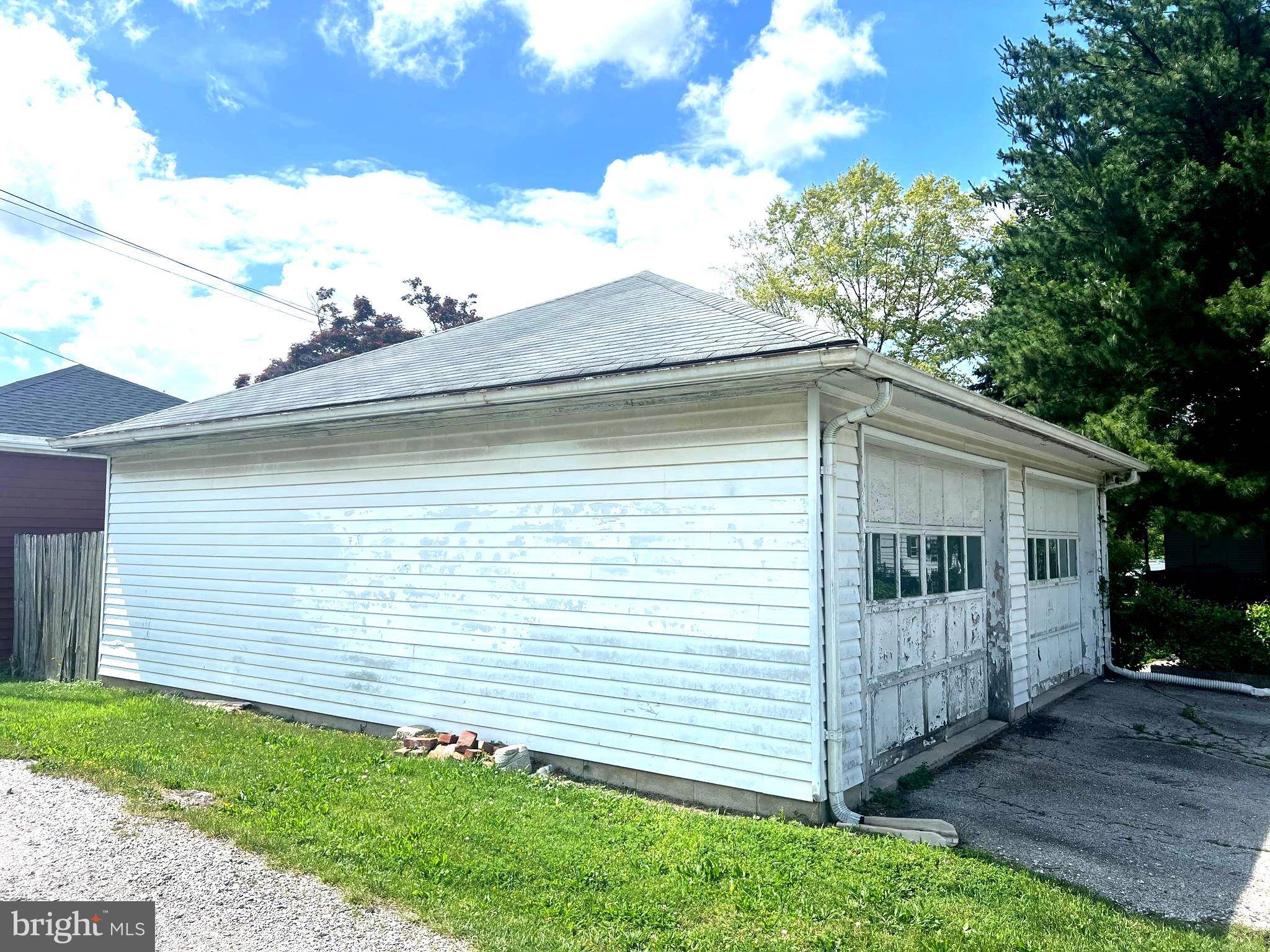 Hanover, PA 17331,709 YORK ST