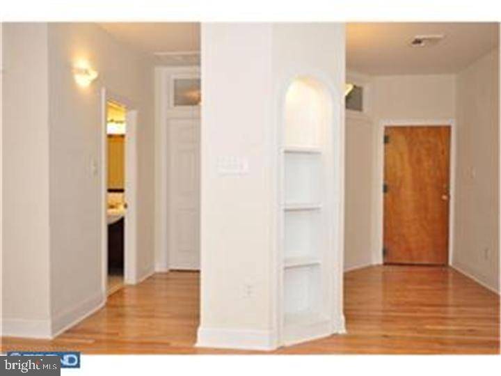 Phoenixville, PA 19460,205 BRIDGE ST ##1