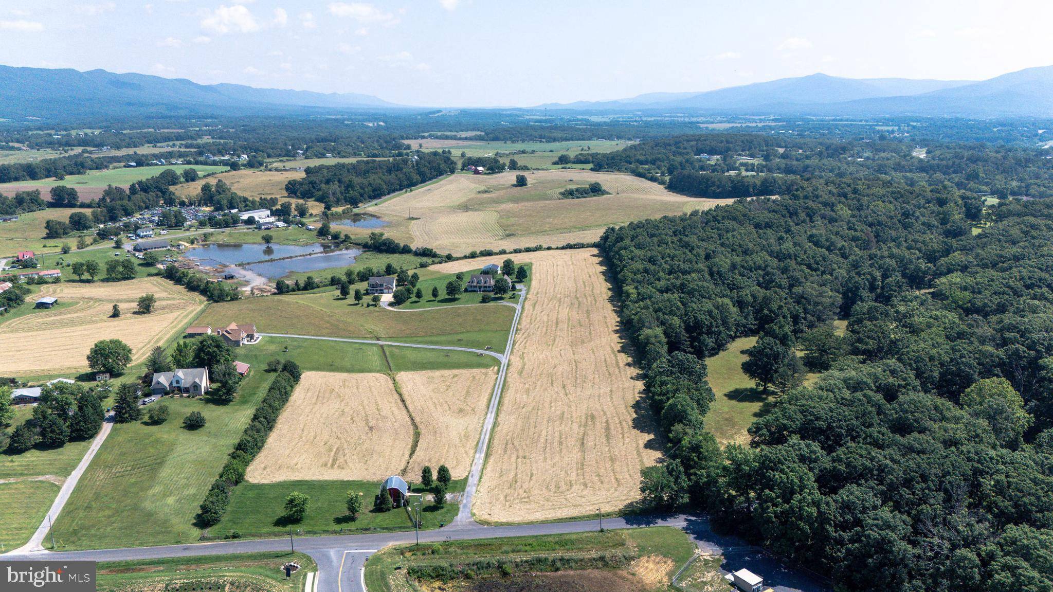 Luray, VA 22835,0 CAVE HILL RD