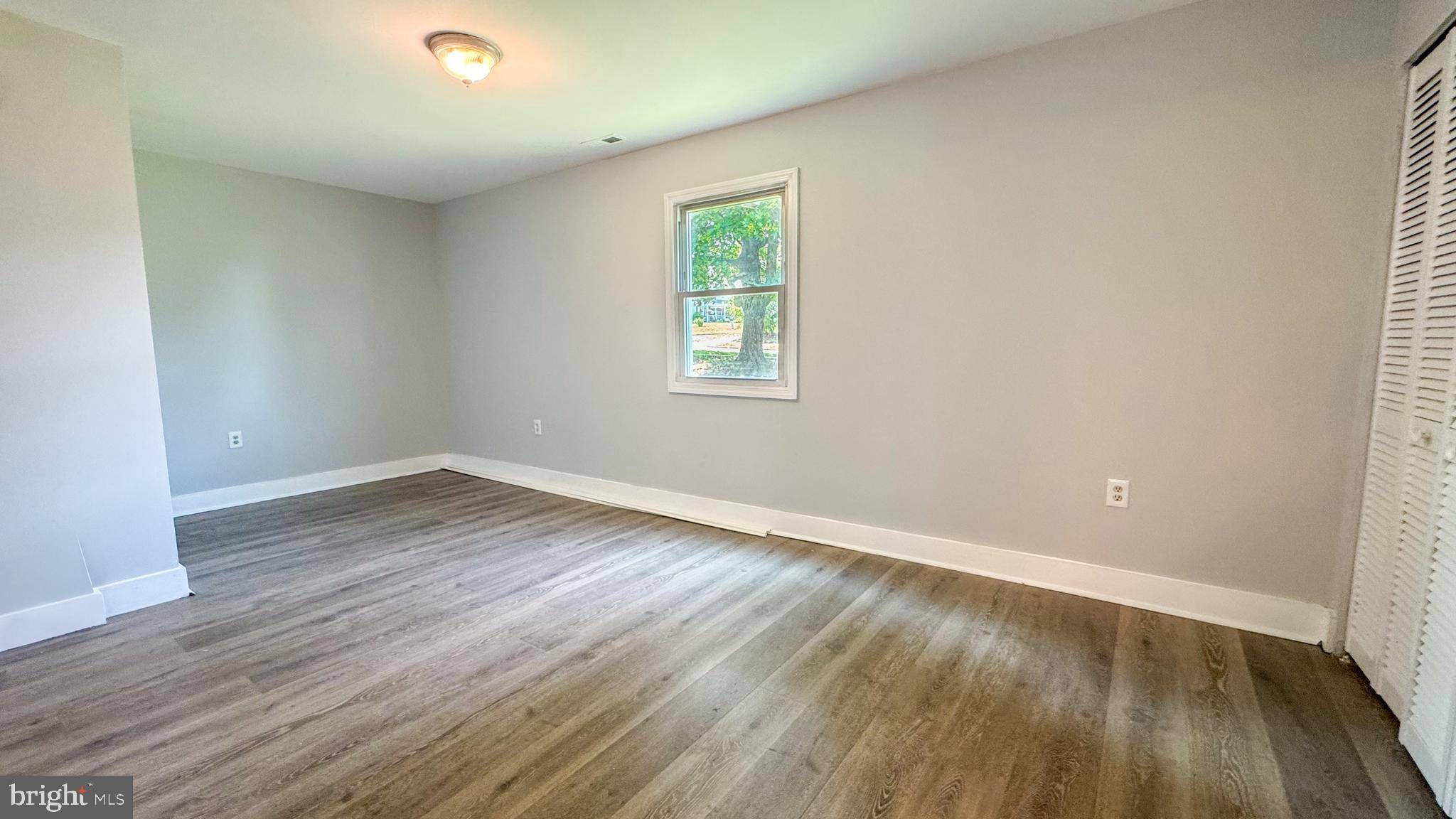 Willingboro, NJ 08046,61 PINAFORE LN