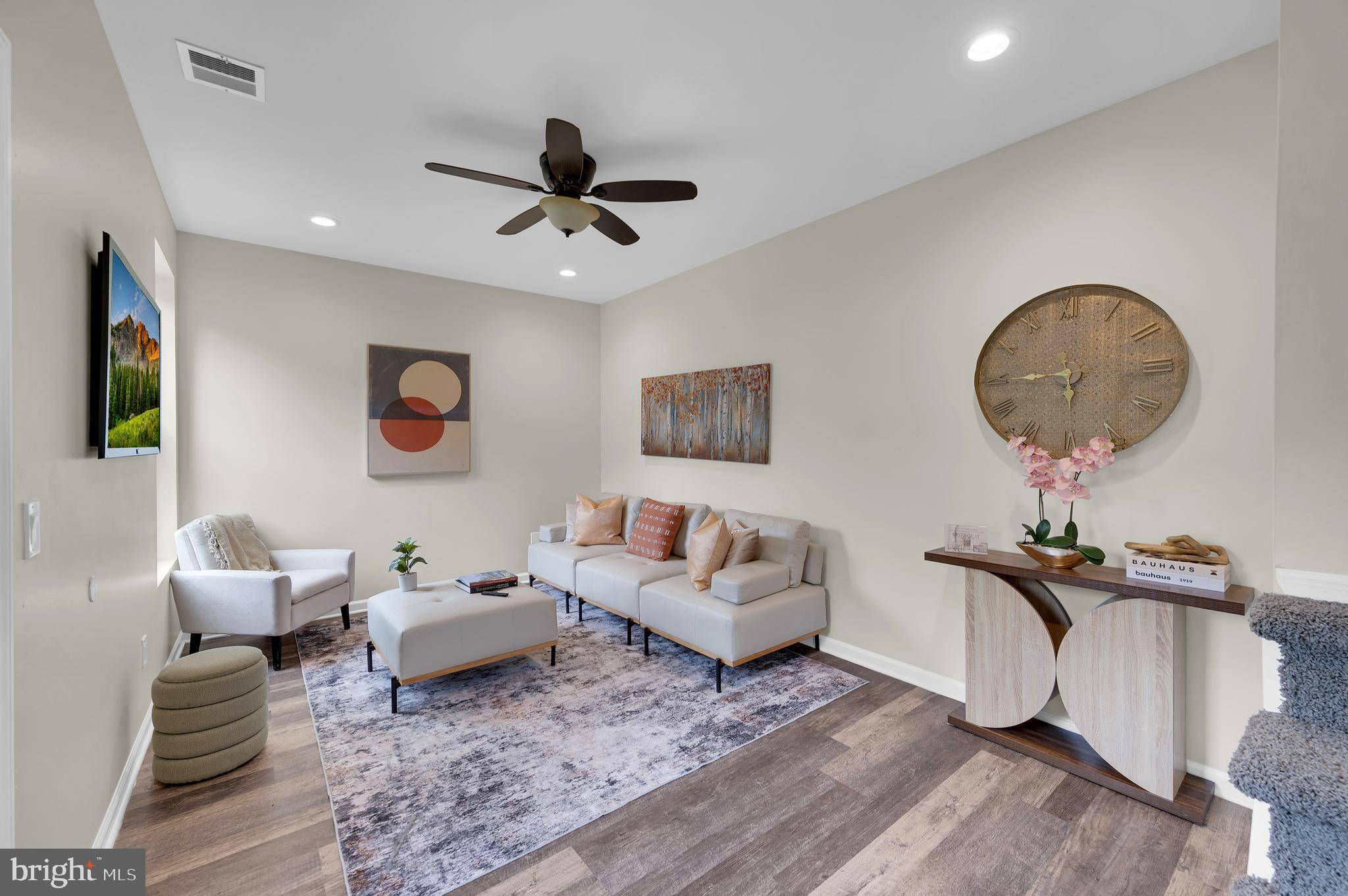 Cream Ridge, NJ 08514,2 SEFEL AVE