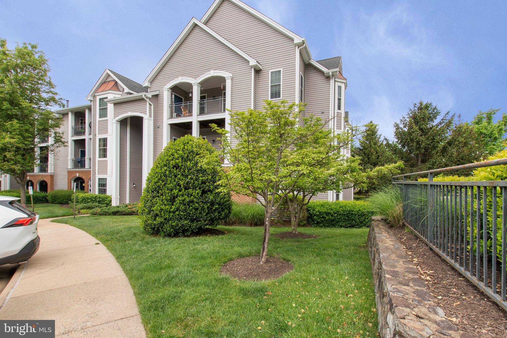 Sterling, VA 20165,46608 DRYSDALE TER #103